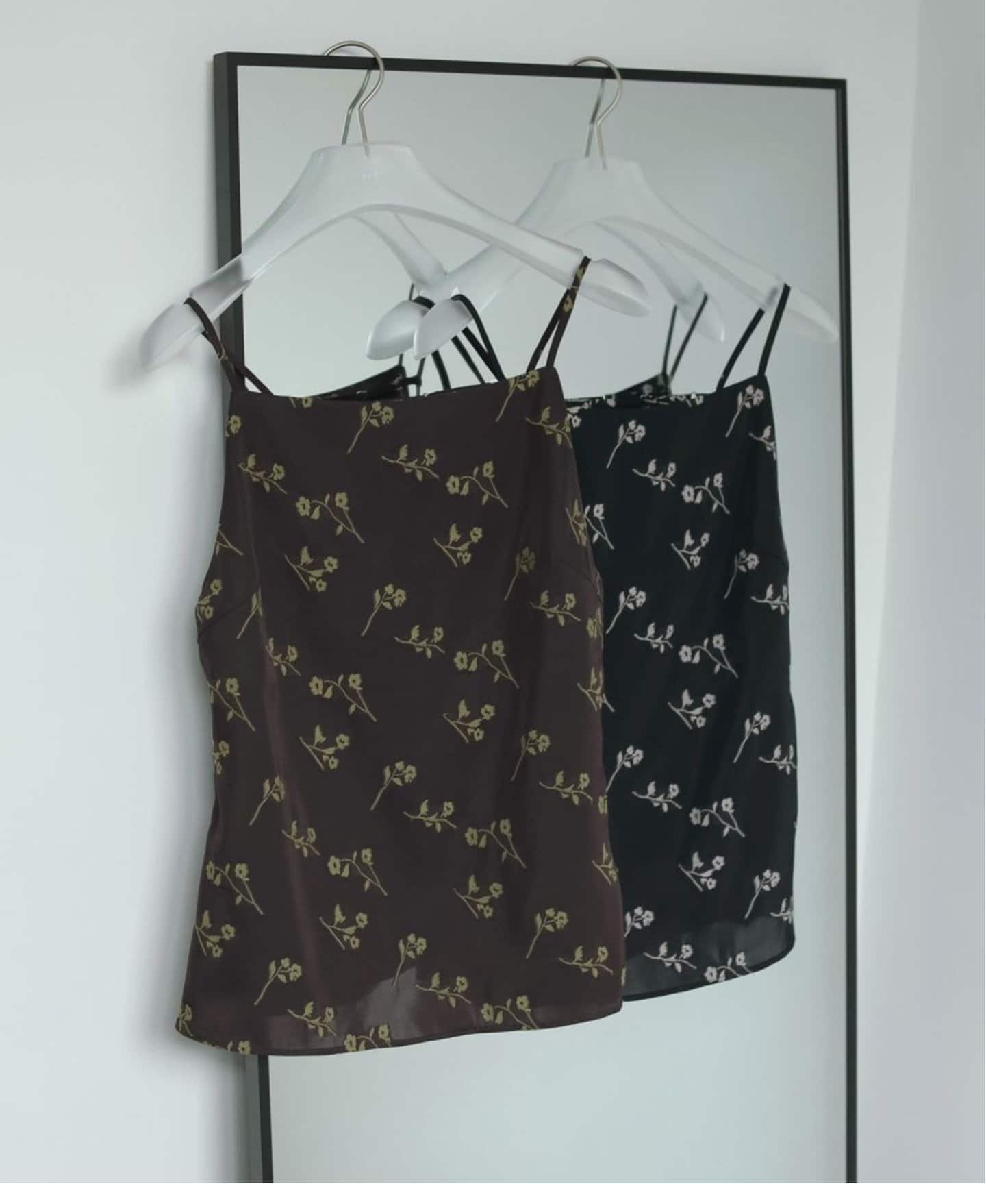 anuke Flower Jacquard Tops