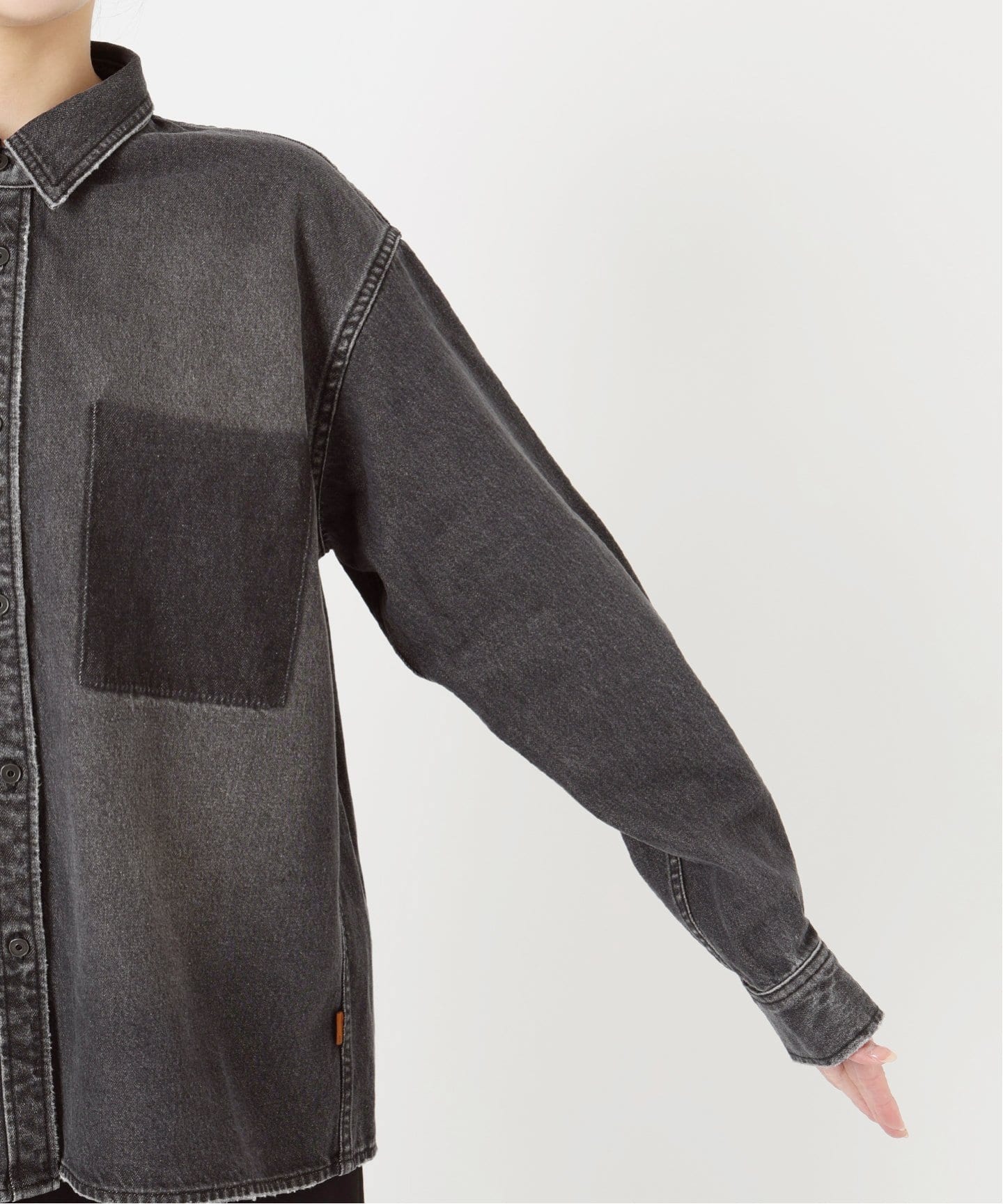 未使用Spick and Span 5 1/2 SOFT DENIM SHIRT WEB限定追加》5 1/2 SOFT DENIM SHIRT（シャツ／ブラウス）｜Spick and