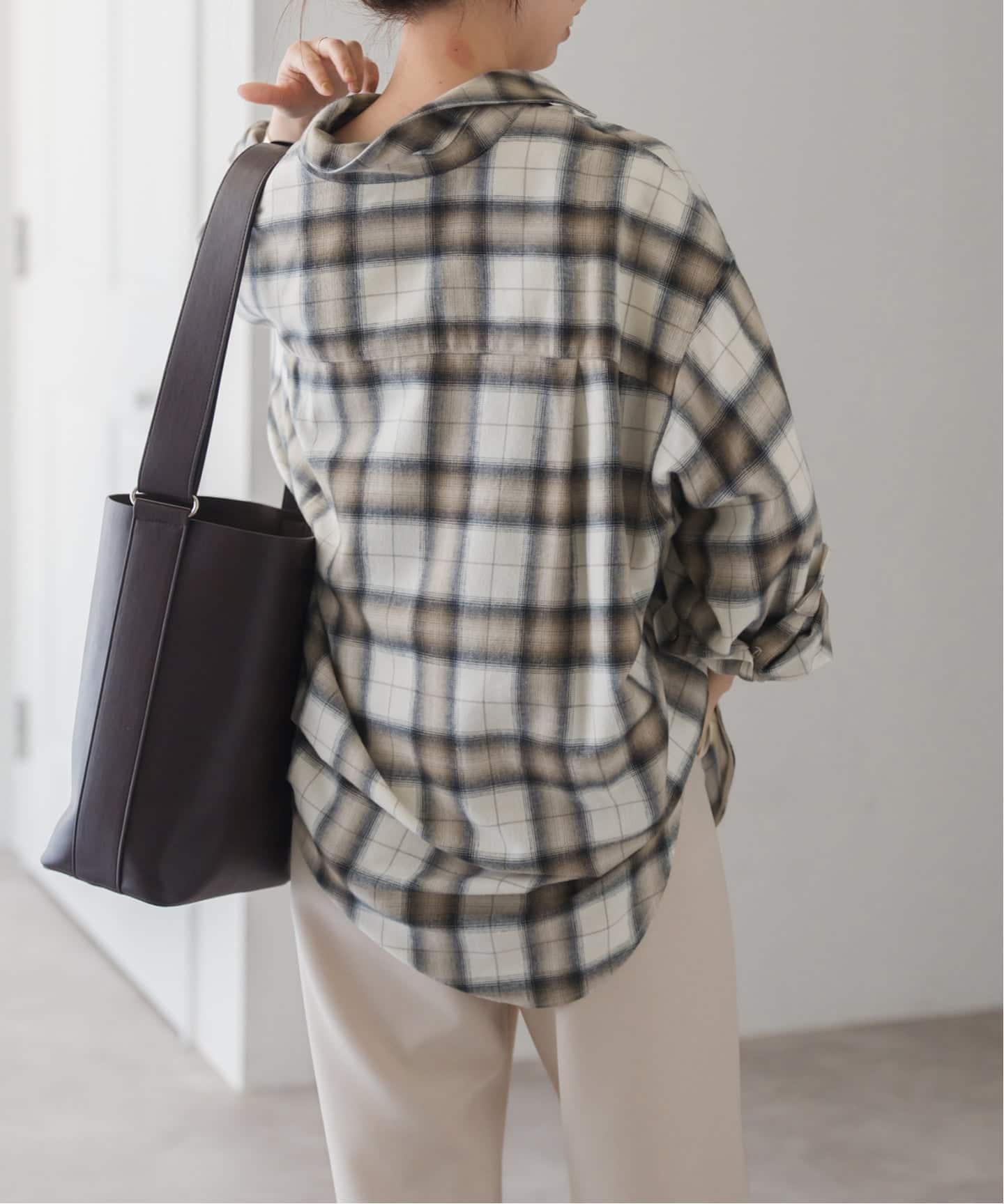 メタルボタンオンブレーチェックルーズシャツ（シャツ／ブラウス