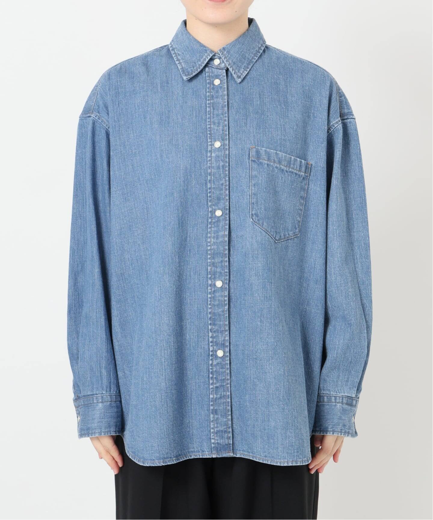 【美品 】スピックアンドスパン デニムルーズシャツ ライトオンスデニムルーズシャツ（シャツ／ブラウス）｜Spick