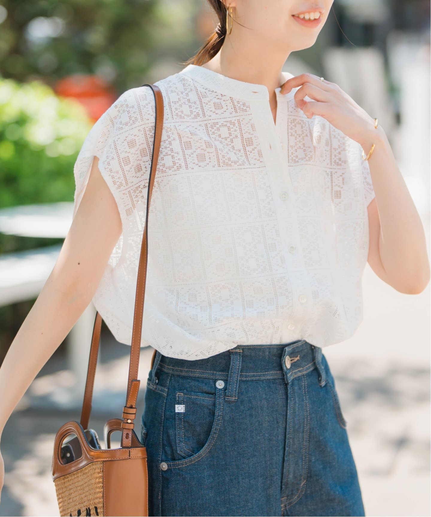 新品 spick&span ドットフレンチスリーブシャツ 黒白 WEB限定》ドットフレンチスリーブシャツ（シャツ／ブラウス