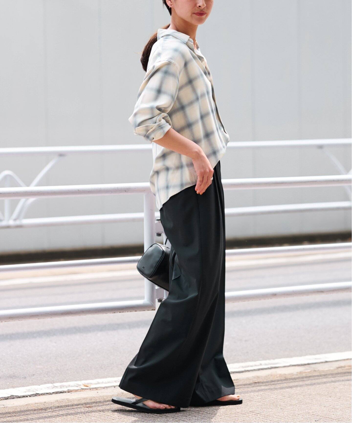 FRAMeWORK - 今季☆2019AW フレームワーク ロングCPOシャツ チェック ブラック FRAMeWORK（フレームワーク）の「コットンロングシャツ（シャツ