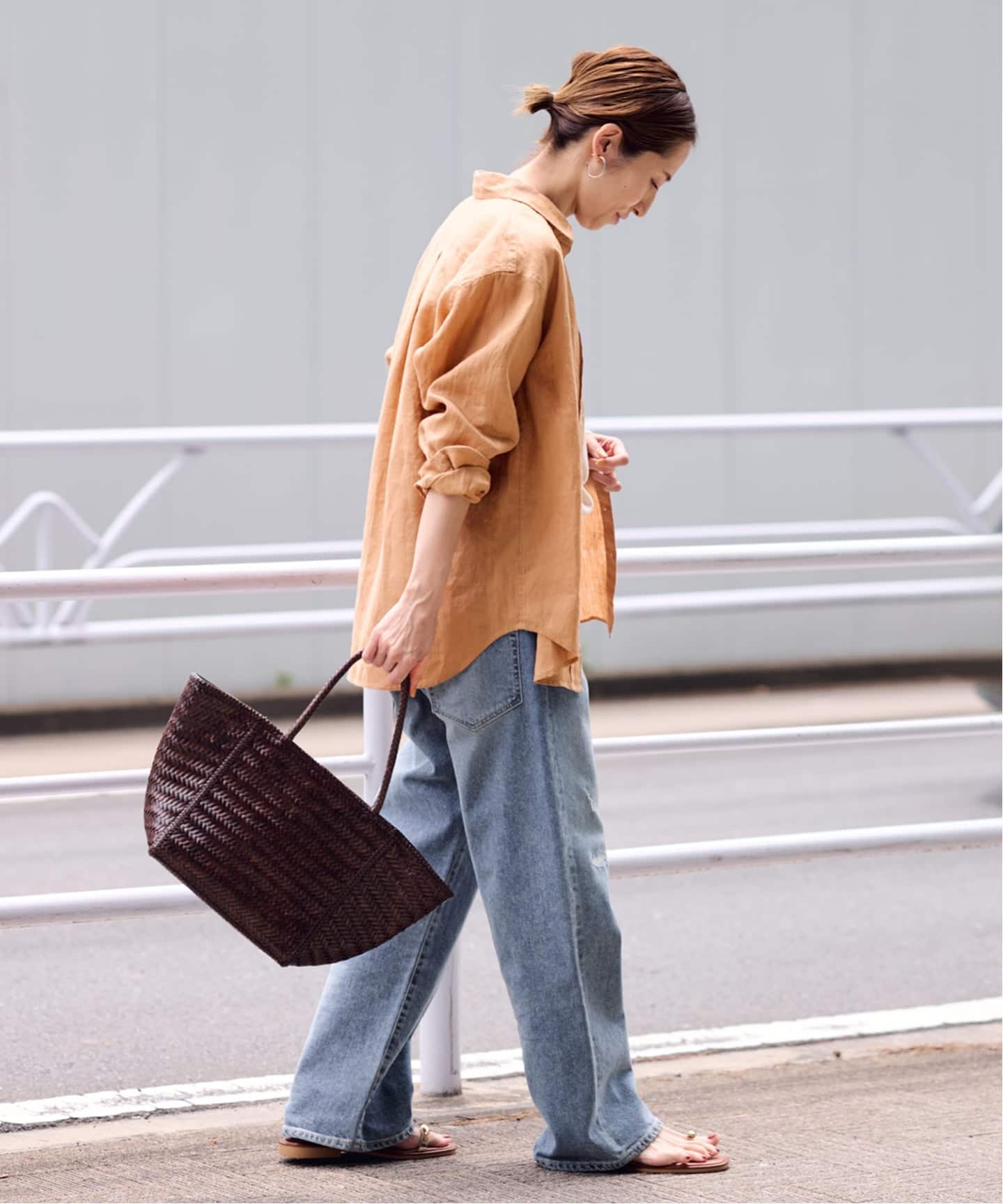 【専用】25SS FRAMeWORK プレミアムリネンレギュラーシャツ　【新品】 ユニクロ プレミアムリネンシャツ 新色購入&長期使用レビュー