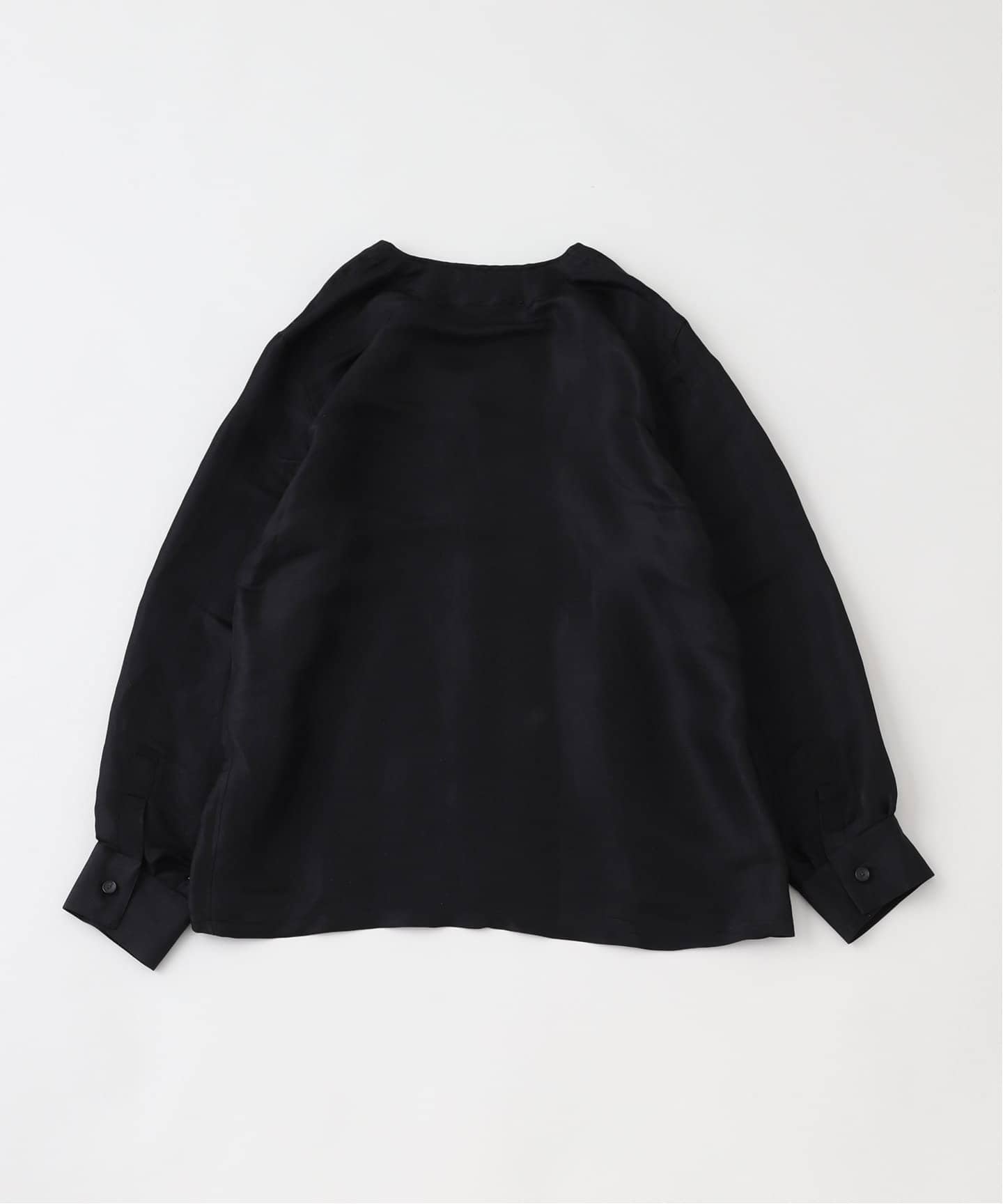 ÉDIFICEエディフィス 黒 Vネック 長袖シャツ E. MOEIIEY シルク MIX Vネック シャツ（シャツ／ブラウス