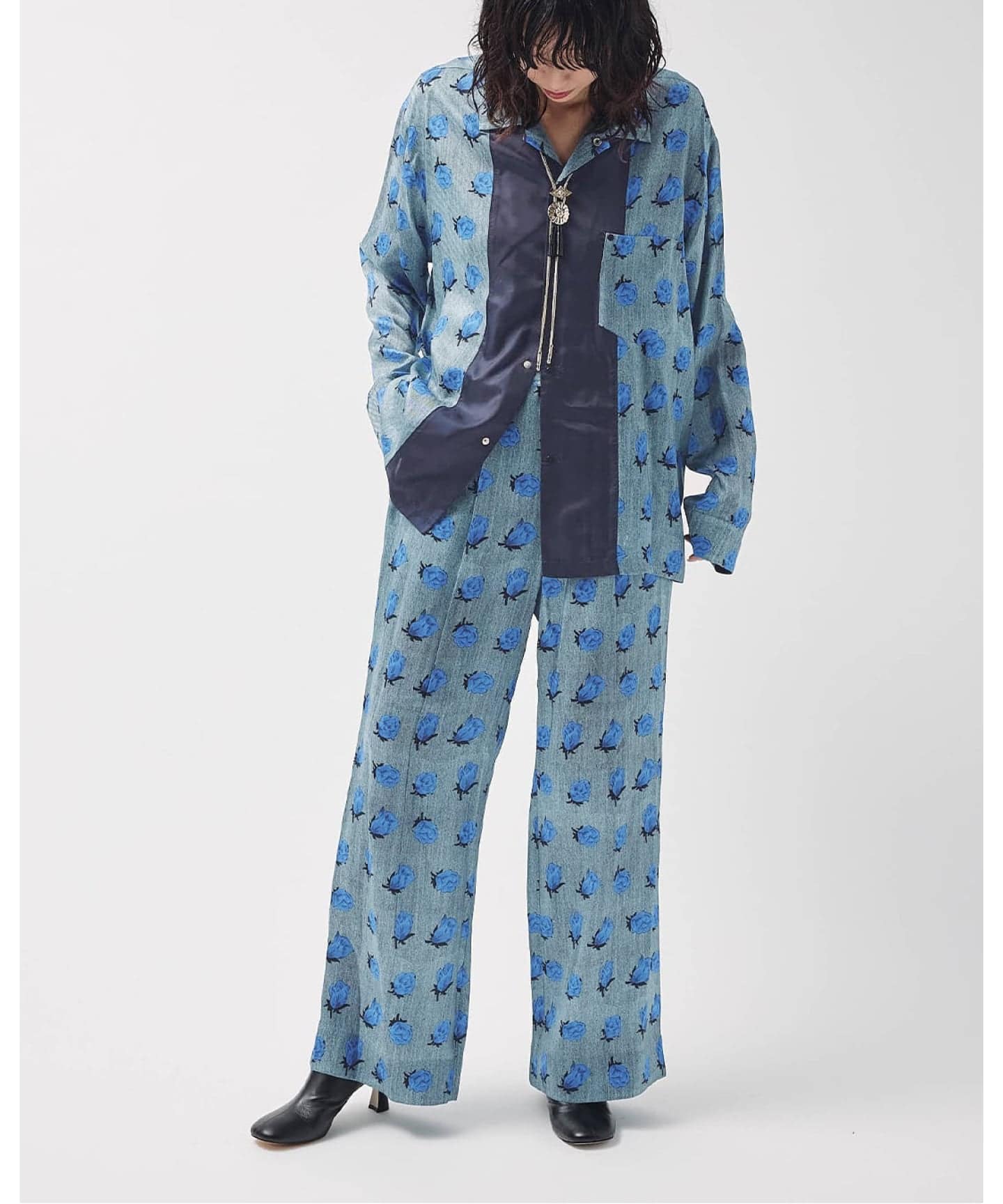 TOGA TOO/トーガトゥ】Inner print shirt：シャツ（シャツ／ブラウス