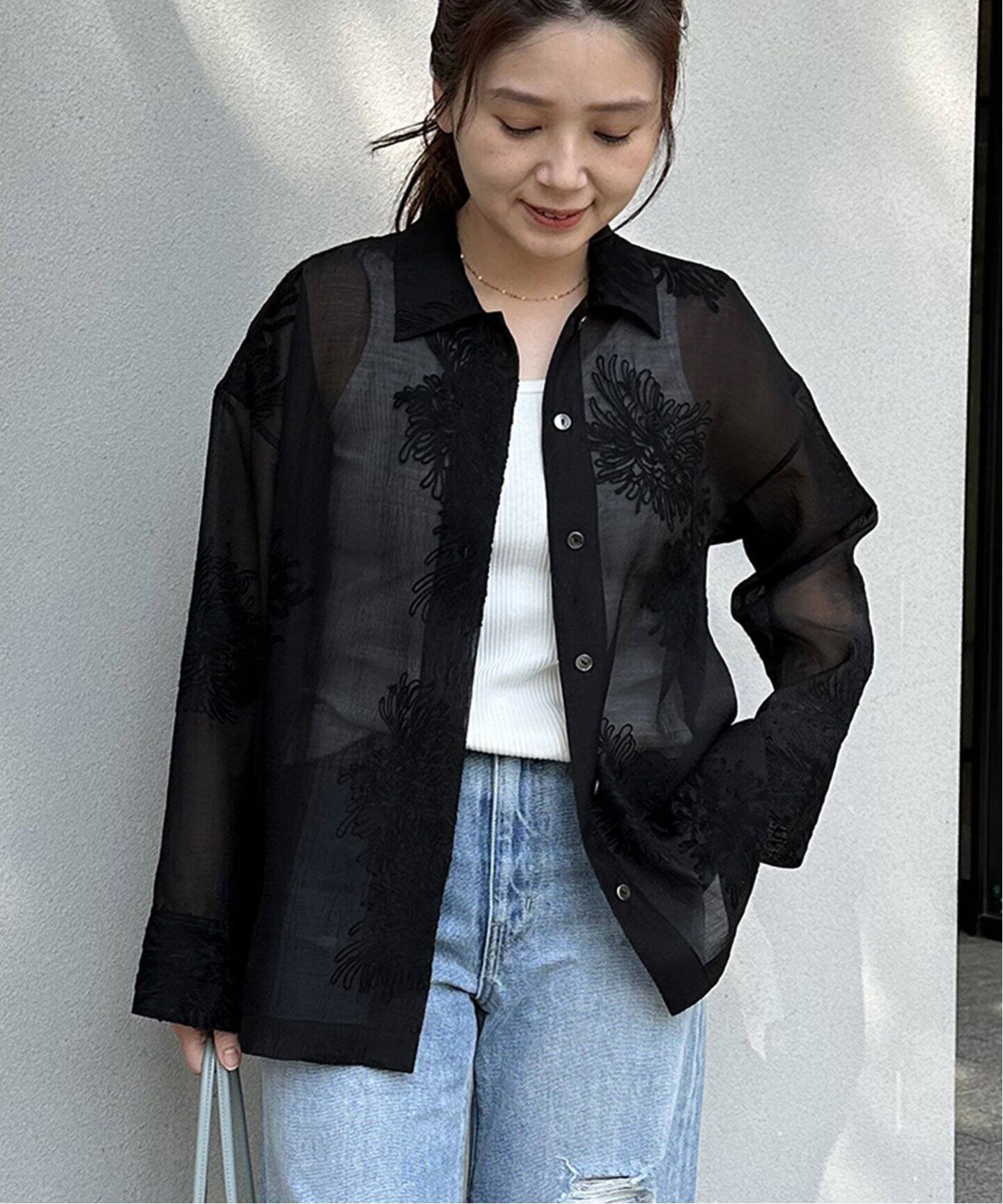 新品タグ付き♡ ネネット♡ レース編み手袋付き シャツ ブラウス サイズ2 セール】前後2wayフラワー刺繍レースブラウス（シャツ/ブラウス