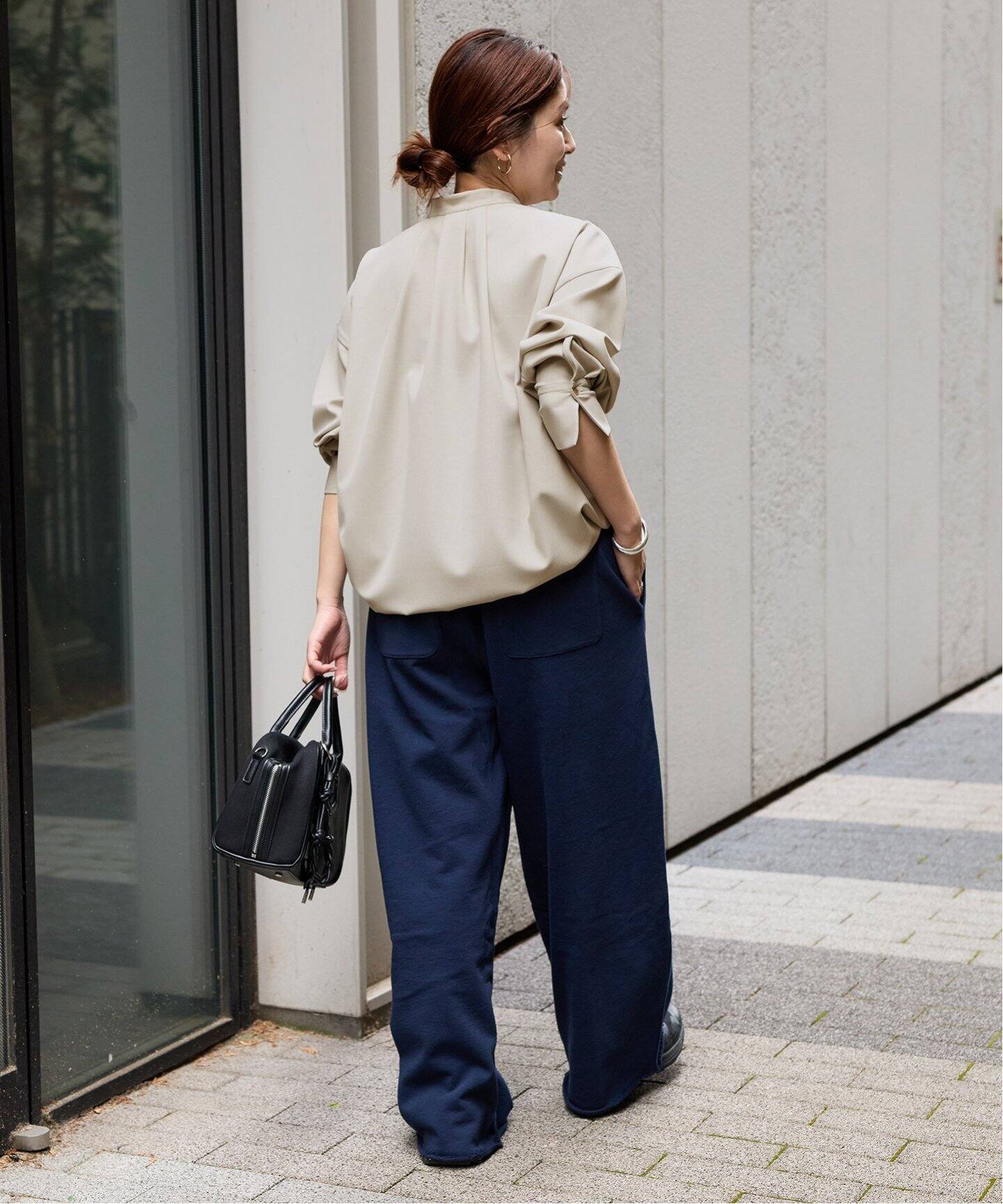 ウーリッシュツイルタックボリュームシャツ（シャツ／ブラウス