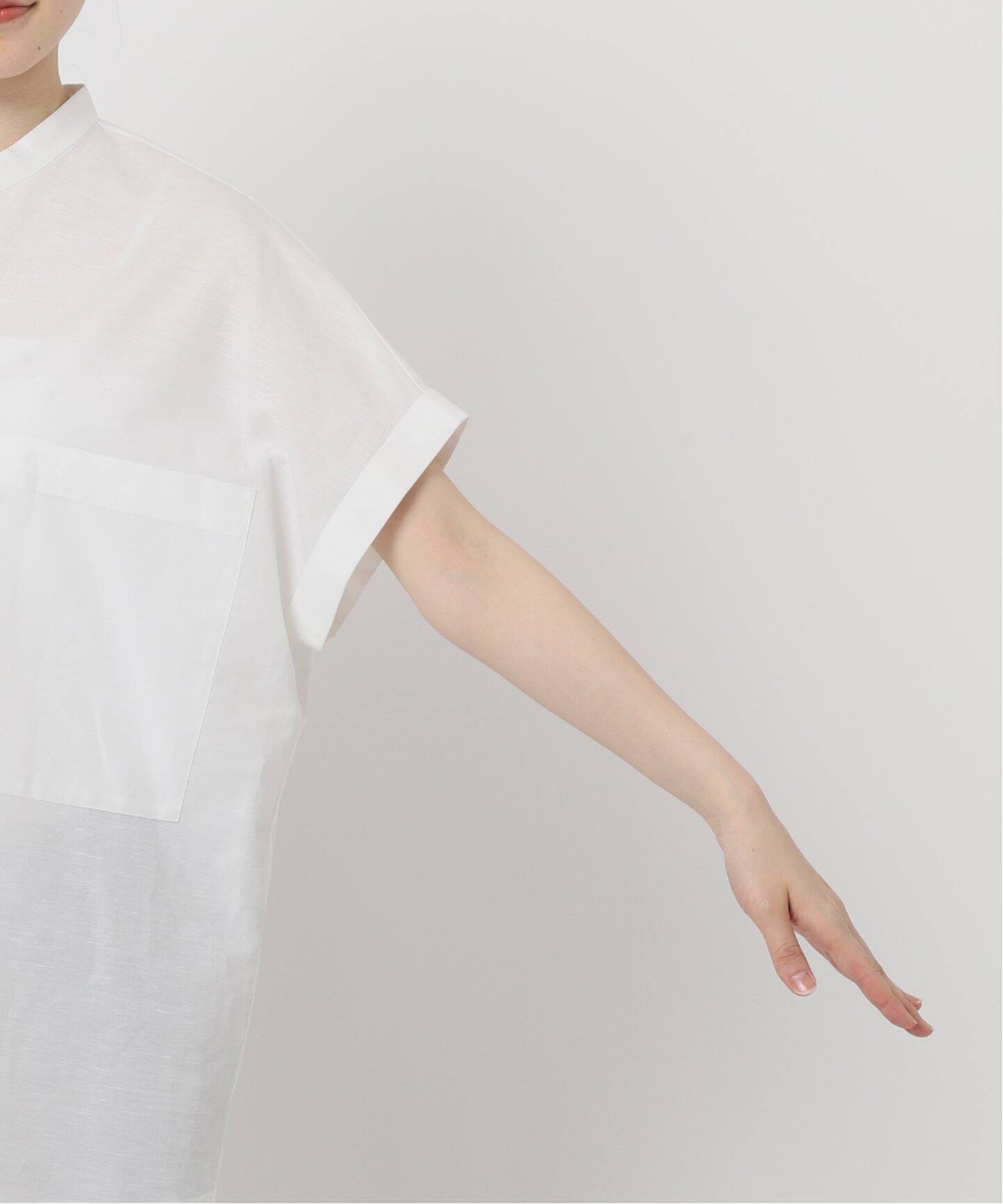 美品☆ジャーナルスタンダード 麻 スキッパーブラウス ゆったり フレンチ袖 JOURNAL STANDARD - 【タグ付き】 レーヨン麻ノーカラー