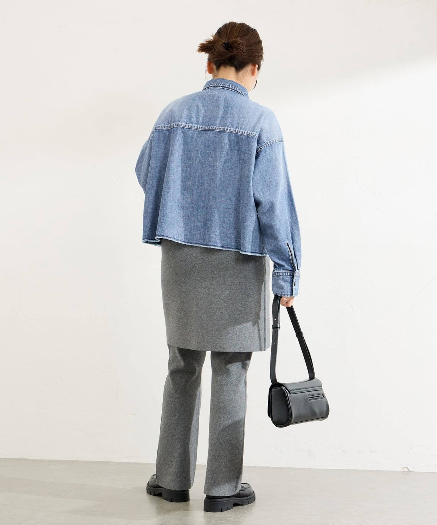 【極美品】ジャーナルスタンダード ライトオンスクロップド デニムシャツ 25SS 追加3》ライトオンスデニムクロップドシャツ（シャツ／ブラウス