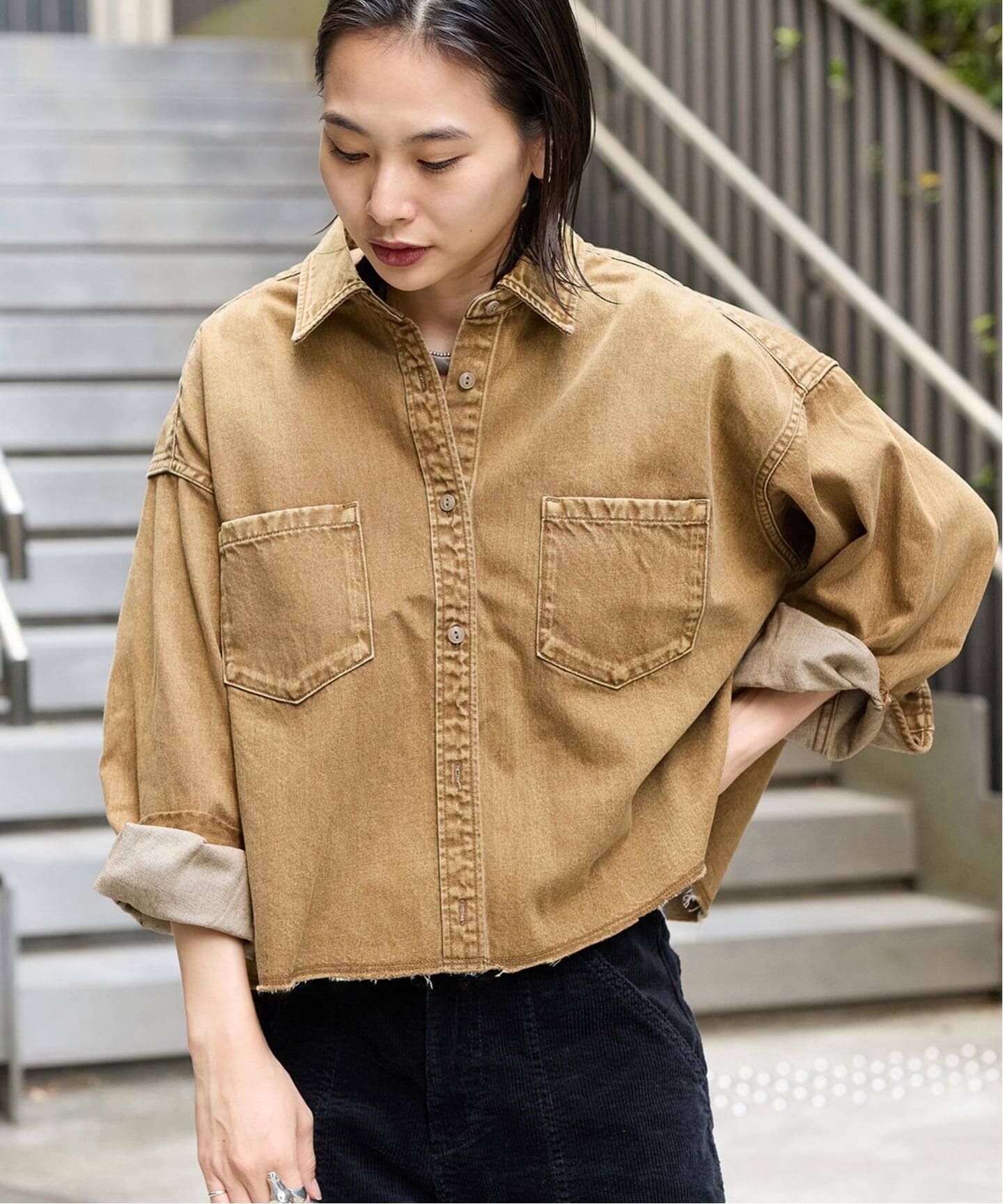 追加4》ライトオンスデニムクロップドシャツ（シャツ／ブラウス