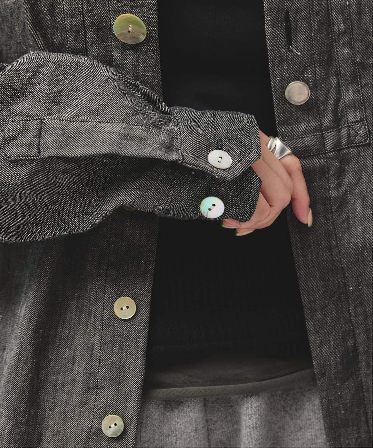 別注【MIKA KASAI】PATCH BUTTON LINEN SH（シャツ／ブラウス