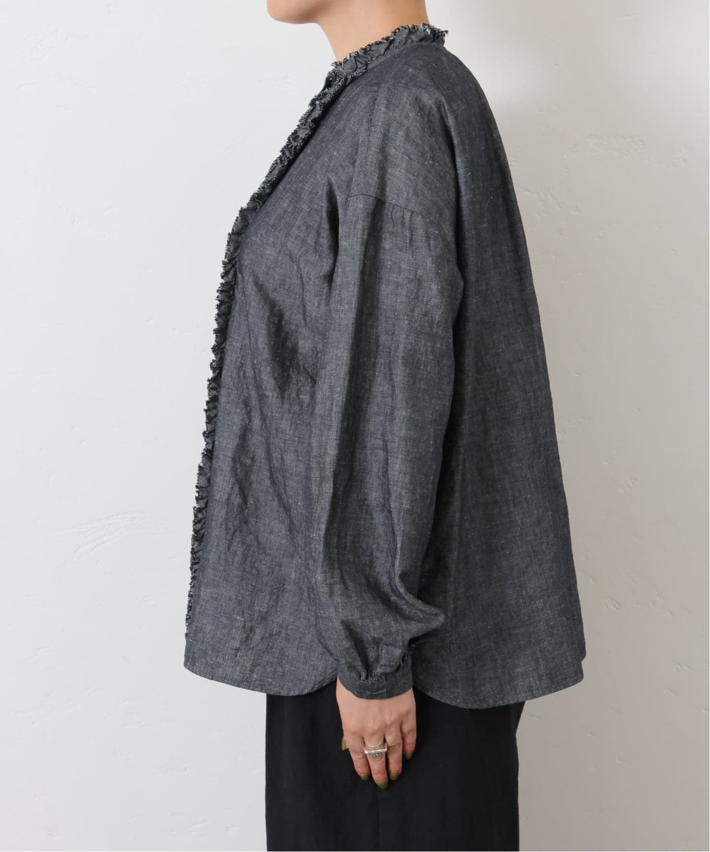 CLシャンブレー フリルブラウス（シャツ／ブラウス）｜journal