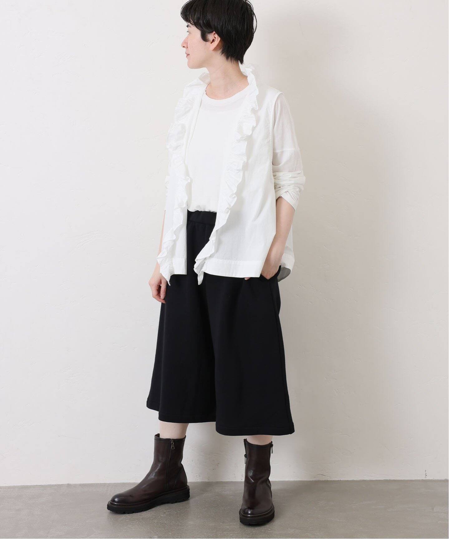 journal standard luxe リネンダンガリー フリルベスト journal standard luxe リネンダンガリー フリルベスト（リネン