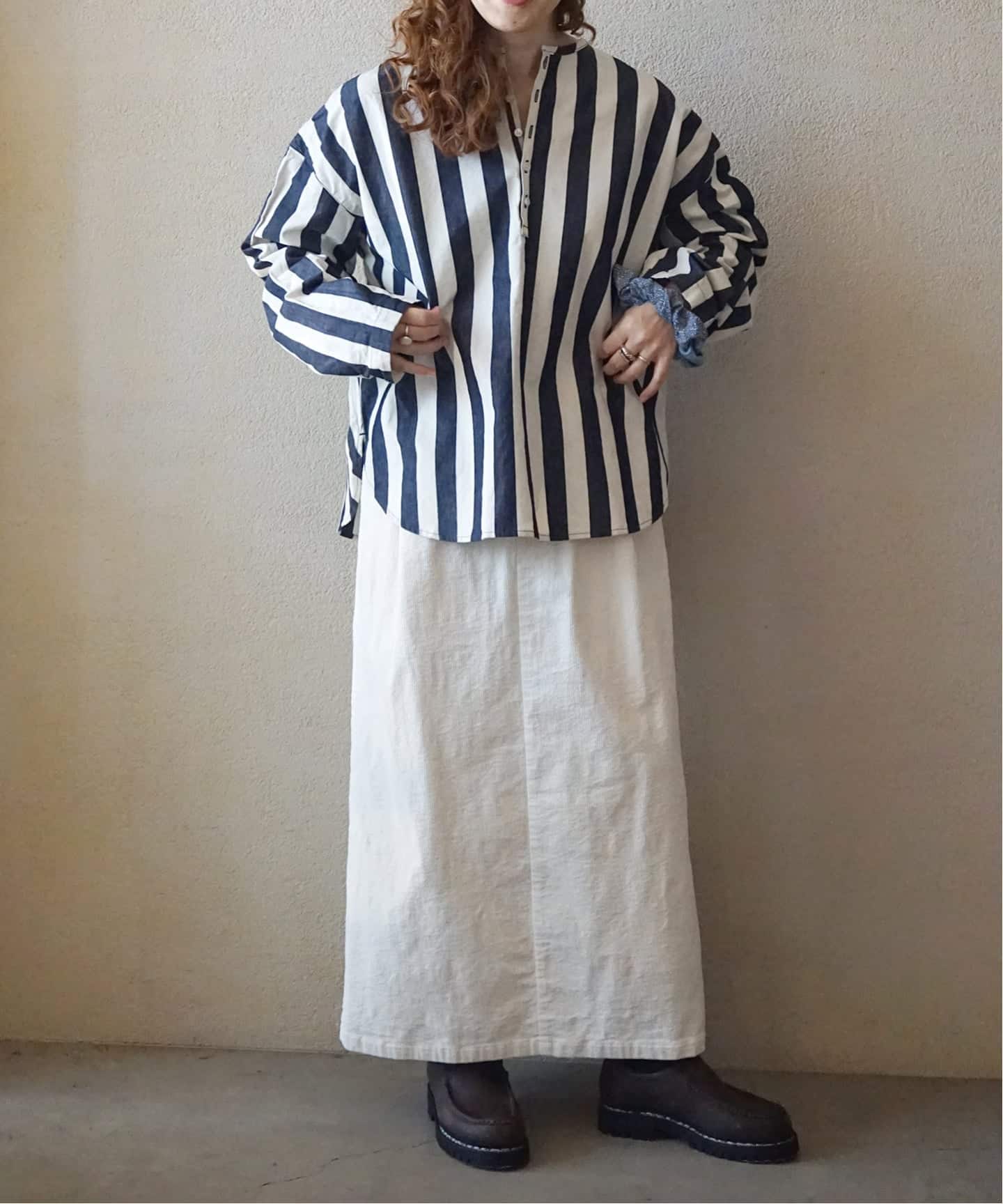 ストライプデニム ヘンリーシャツ（シャツ／ブラウス）｜journal