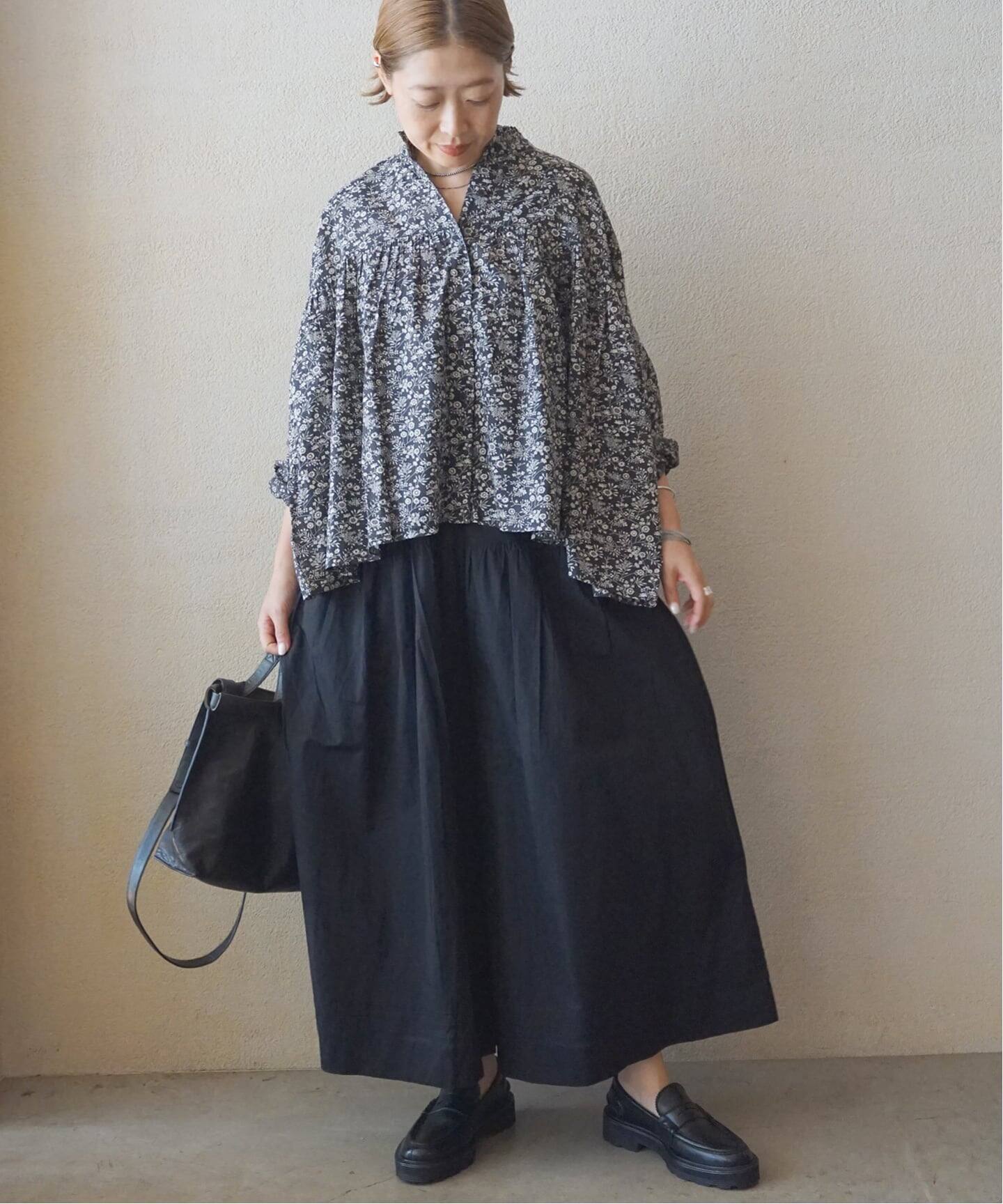SOIL 】SMALL FLOWER PRINT FRILL COLLAR SHI（シャツ／ブラウス