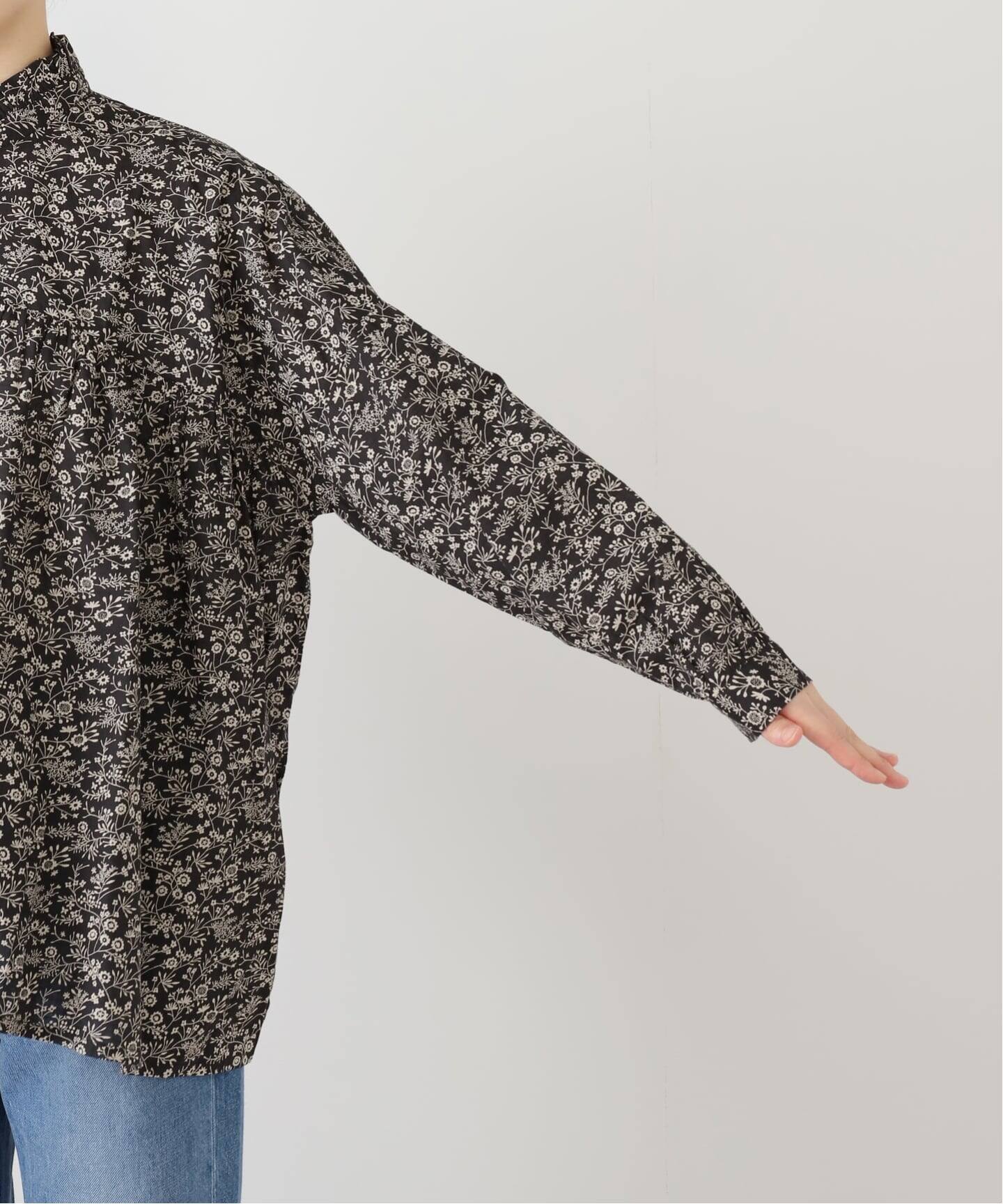 SOIL 】SMALL FLOWER PRINT FRILL COLLAR SHI（シャツ／ブラウス