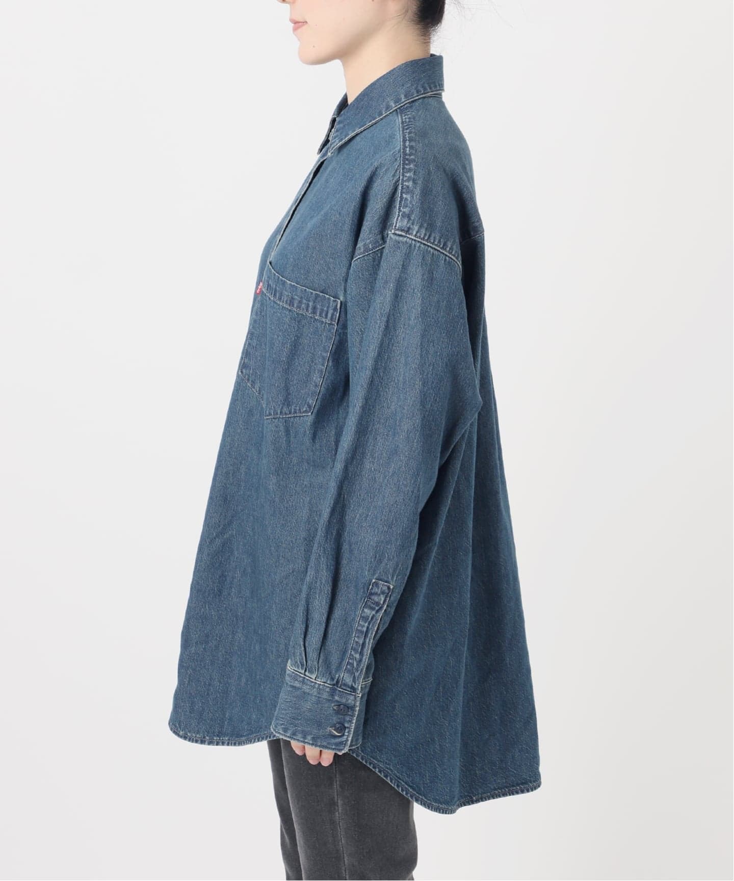 美品　journal standard × Levi's 別注デニムシャツ 別注【LEVI'S/リーバイス】デニムシャツ（シャツ／ブラウス