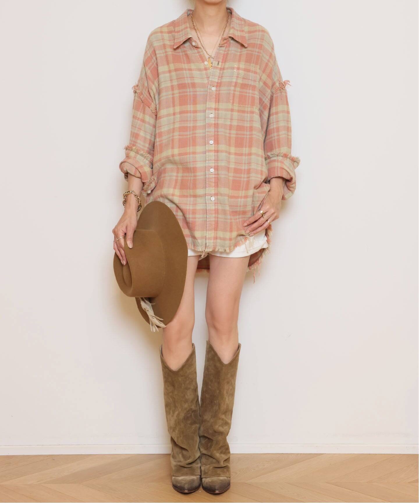 R13/アールサーティーン】SHREDDED SEAM DROP NECK シャツ（シャツ