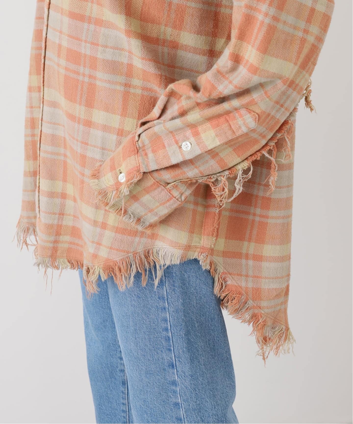 R13 アールサーティーン オーバーサイズクルーネック R13/アールサーティーン】 SHREDDED SEAM DROP NECK SHIRT（シャツ