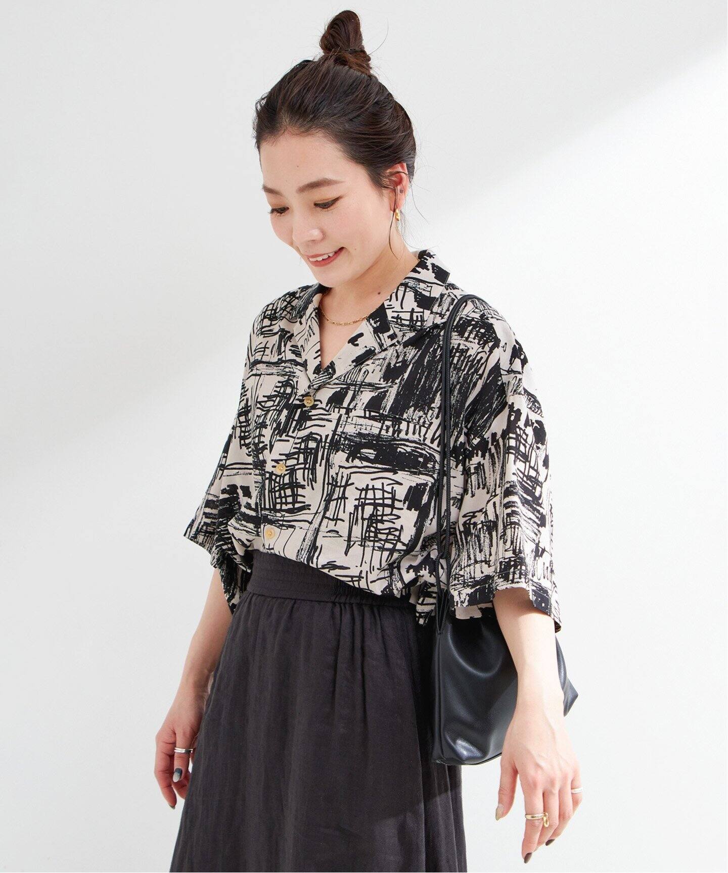 B.C STOCK 手洗い可 / アートプリントオープンカラークロップシャツ B.C STOCK｜手洗い可 / アートプリントオープンカラークロップ