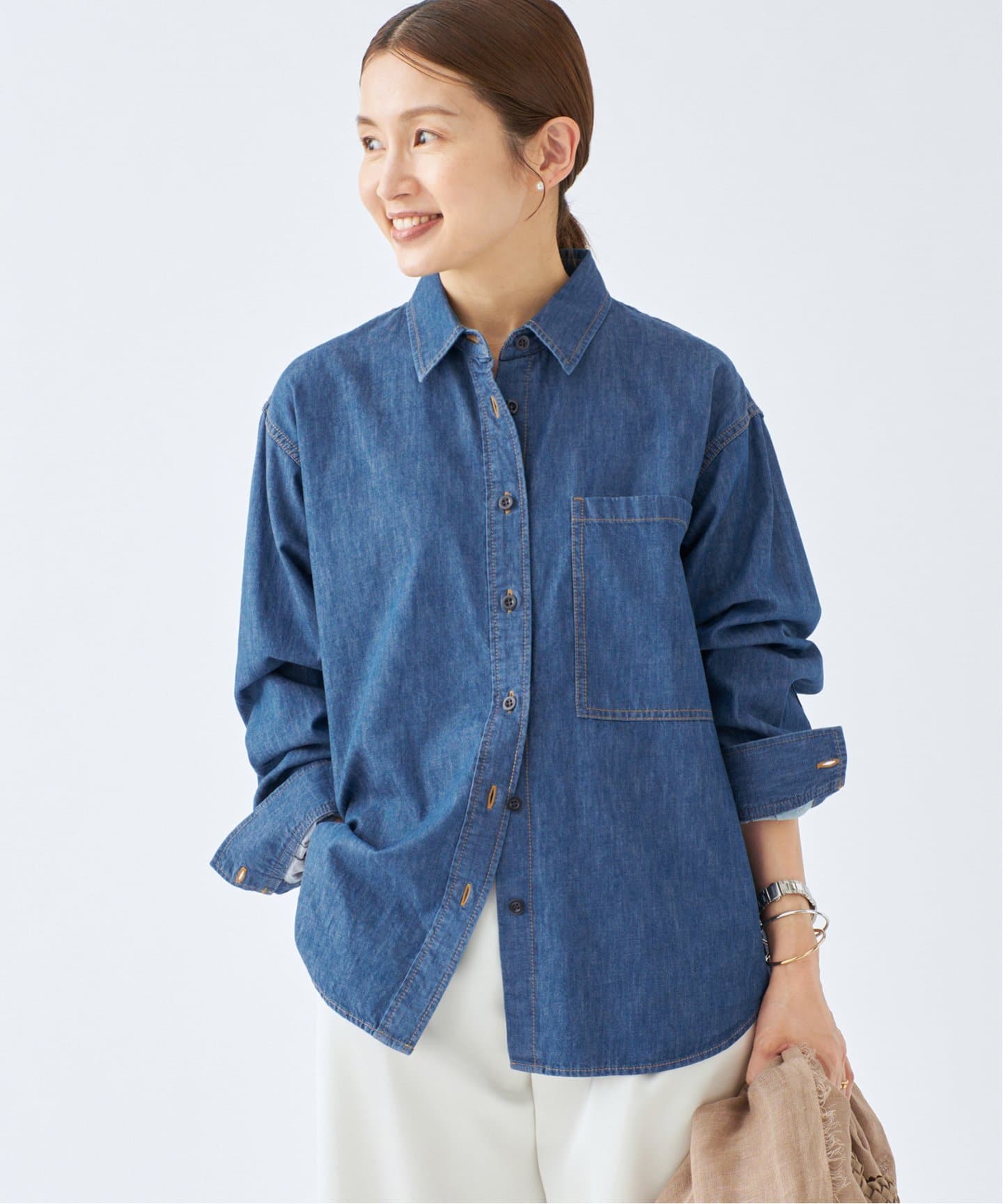 ◎美品◎IENAライトデニムシャツ ライトデニムシャツ（シャツ／ブラウス）｜IENA（イエナ）の通販