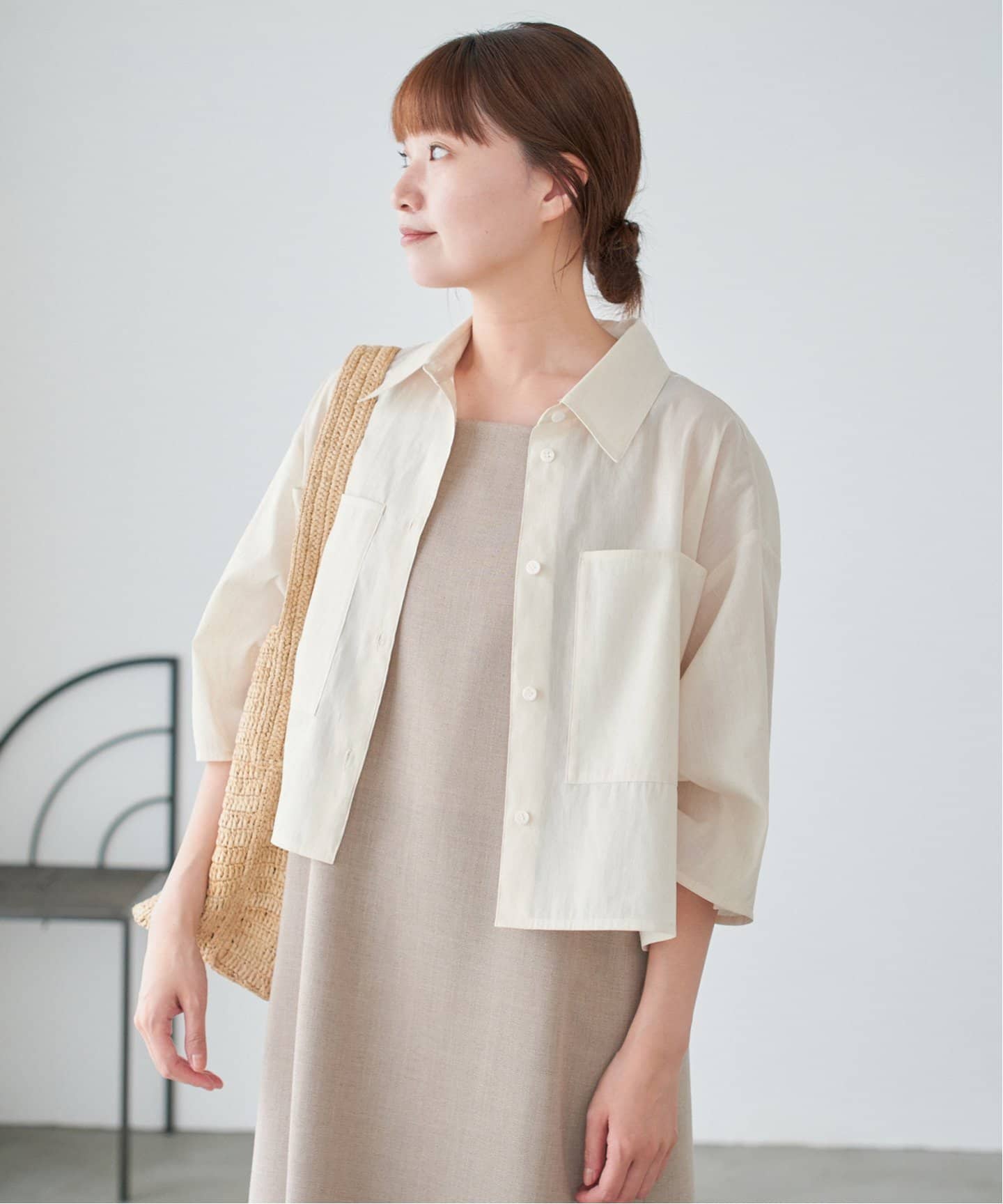 高菜　イエナ　IENA リネンミックスクロップド　シャツ　ナチュラル リネンミックスクロップドシャツ（シャツ／ブラウス）｜IENA