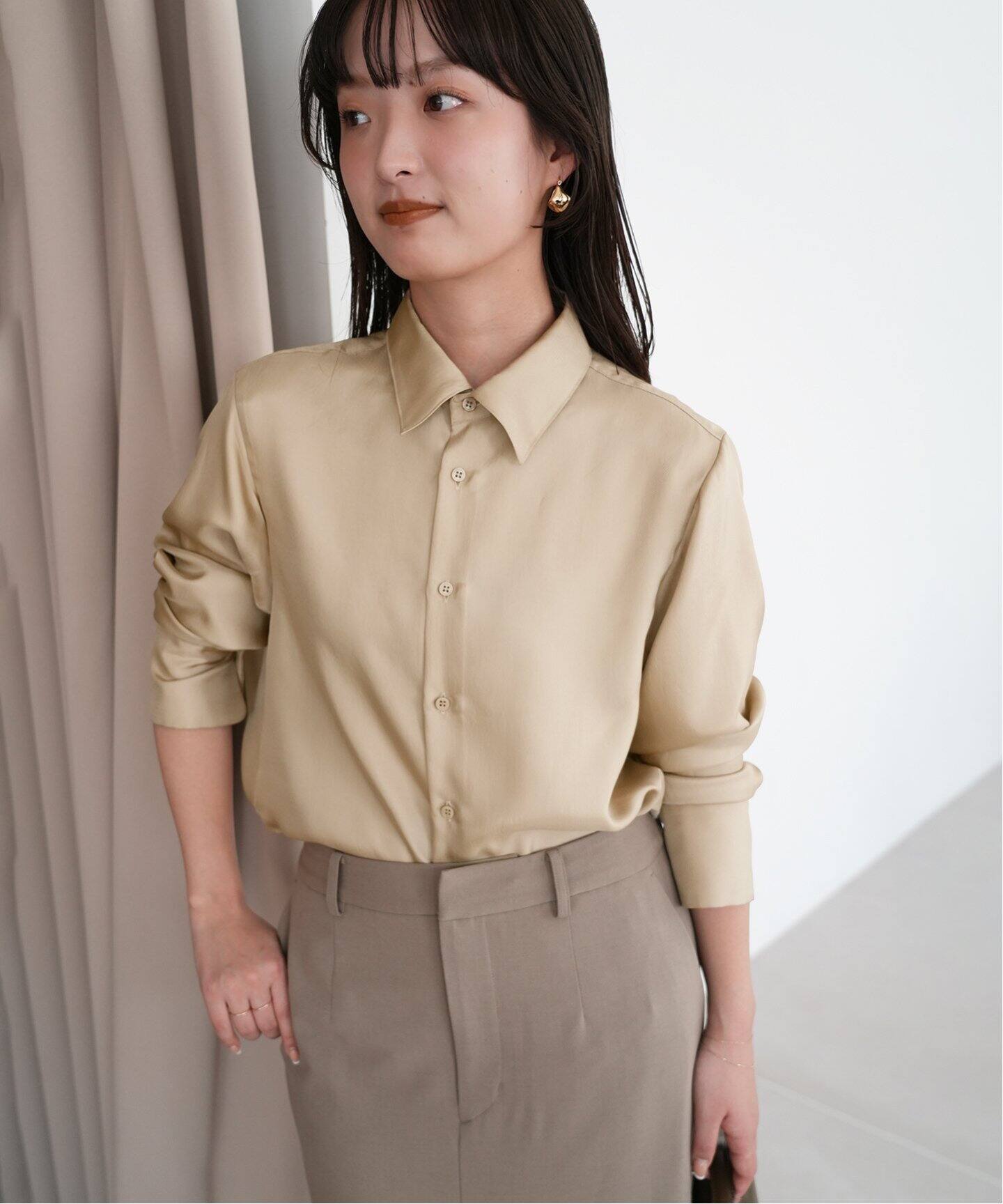 WEB/一部店舗限定》AYUPIYOサテンシャツ（シャツ／ブラウス）｜SLOBE 