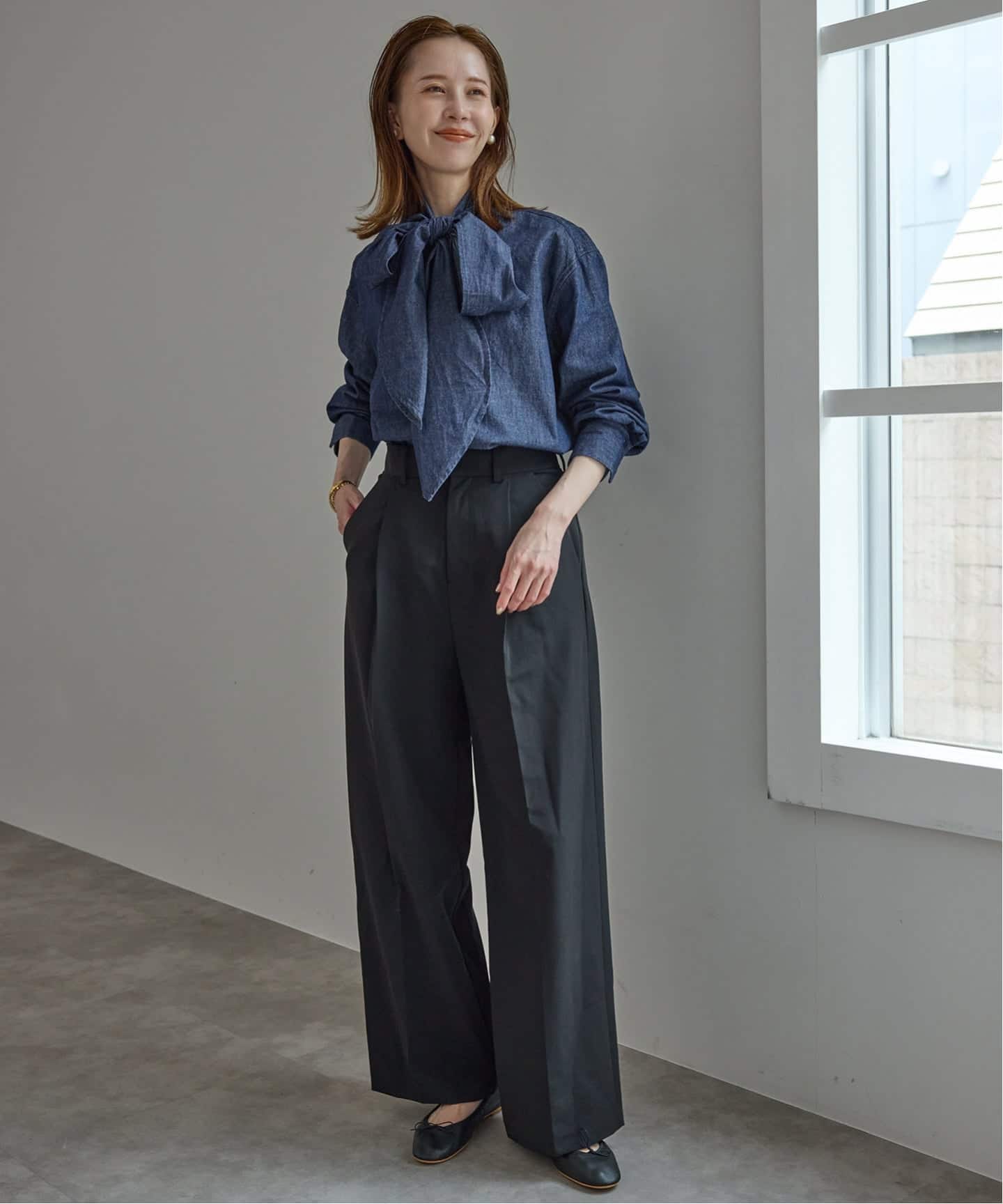 フェザーデニムビッグボウタイシャツ（シャツ／ブラウス）｜SLOBE IENA