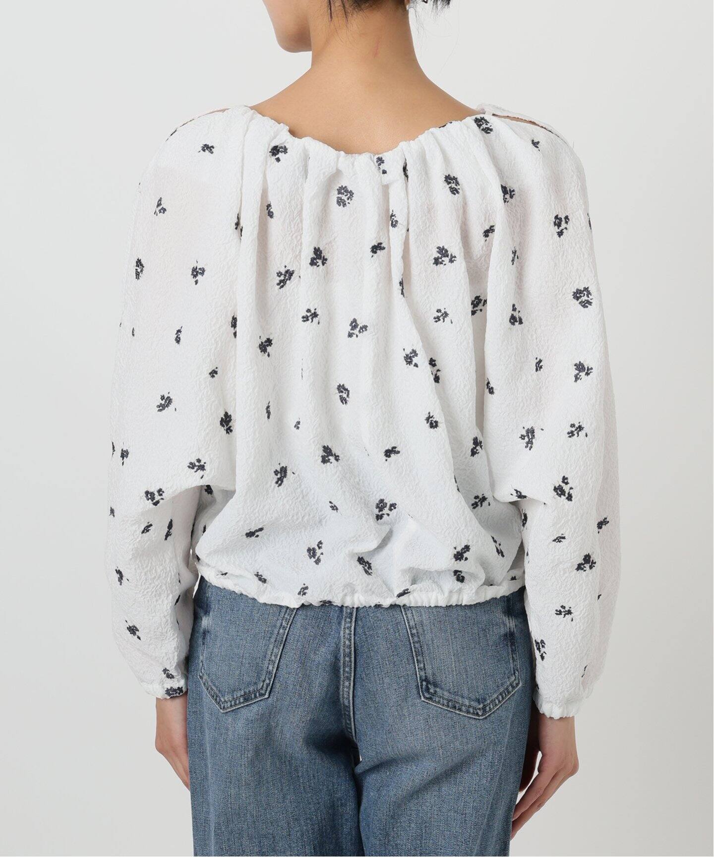 エンブロイダリー2WAYネックブラウス（シャツ／ブラウス）｜La  