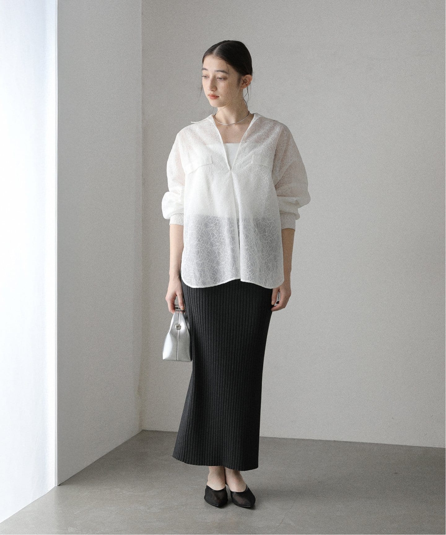 ラトータリテ　La Totalite リボン　チュール　ノースリーブ　グレー 洗える】レースボンディングシアーシャツ（シャツ／ブラウス