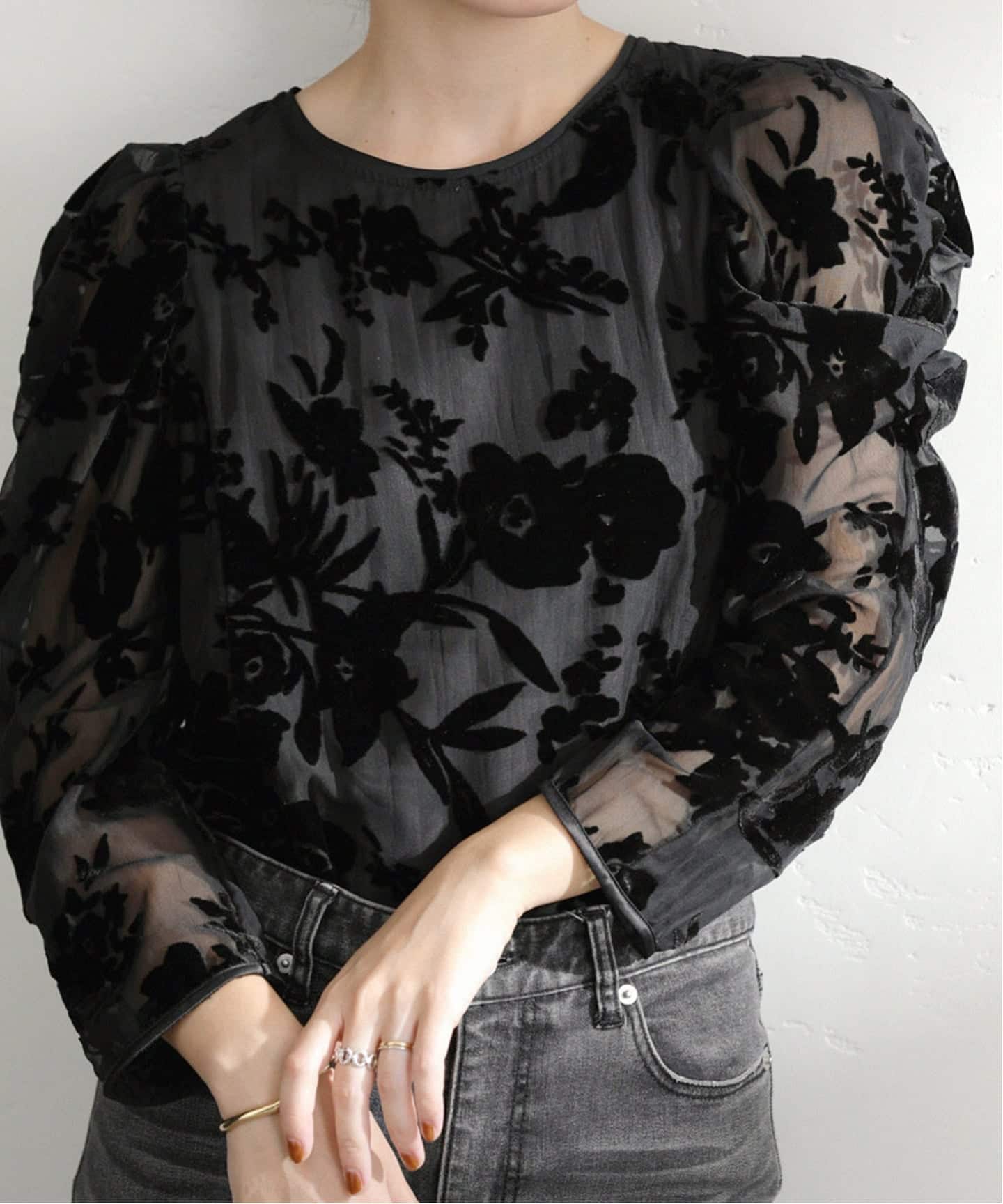 【新品】La TOTALITE ボリュームスリーブパフオパールブラウス◆