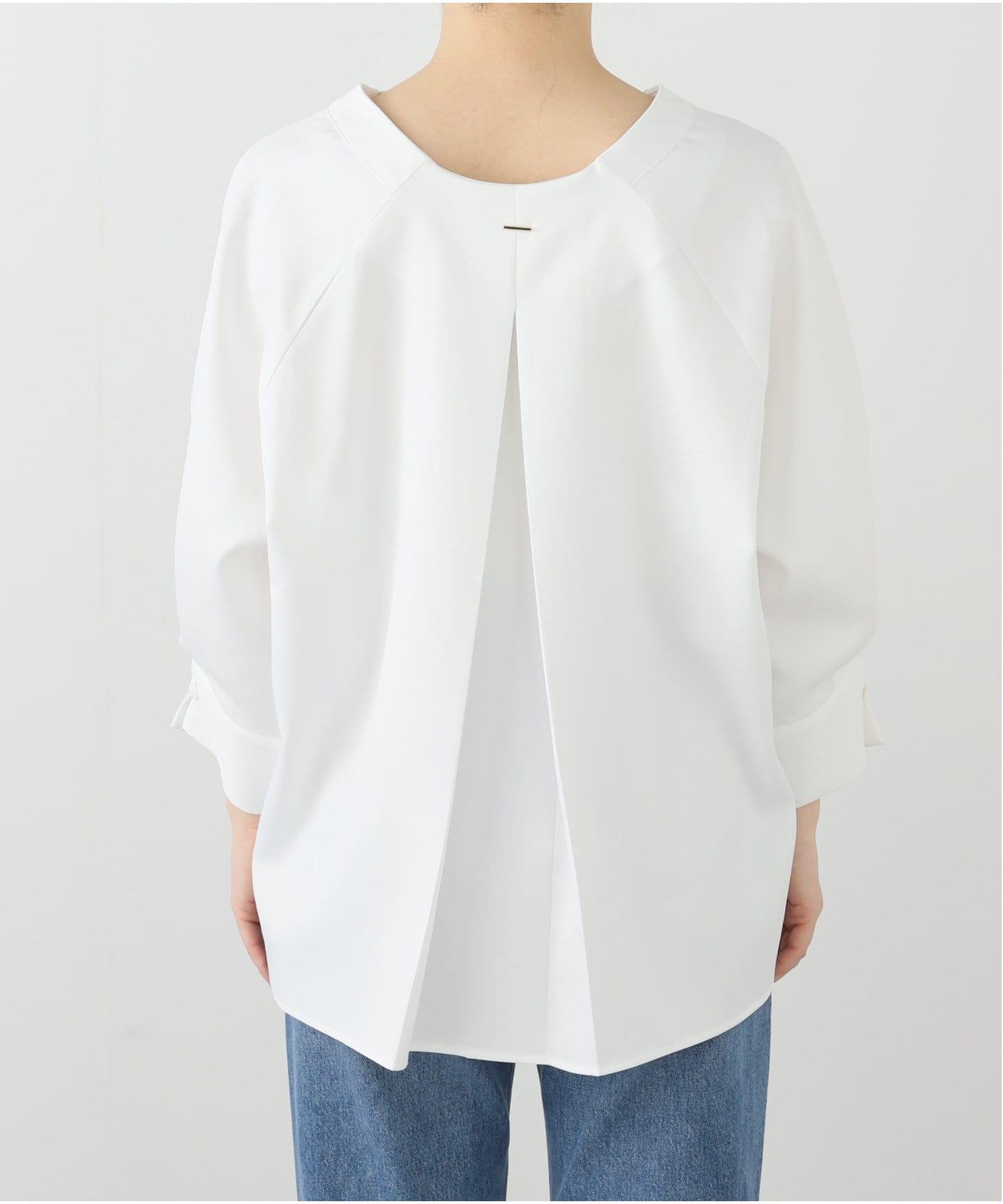 新品　La Totalite ラトータリテ 【洗える】Vネックブラウス 洗える】Vネックブラウス（シャツ／ブラウス）｜La Totalite（ラ