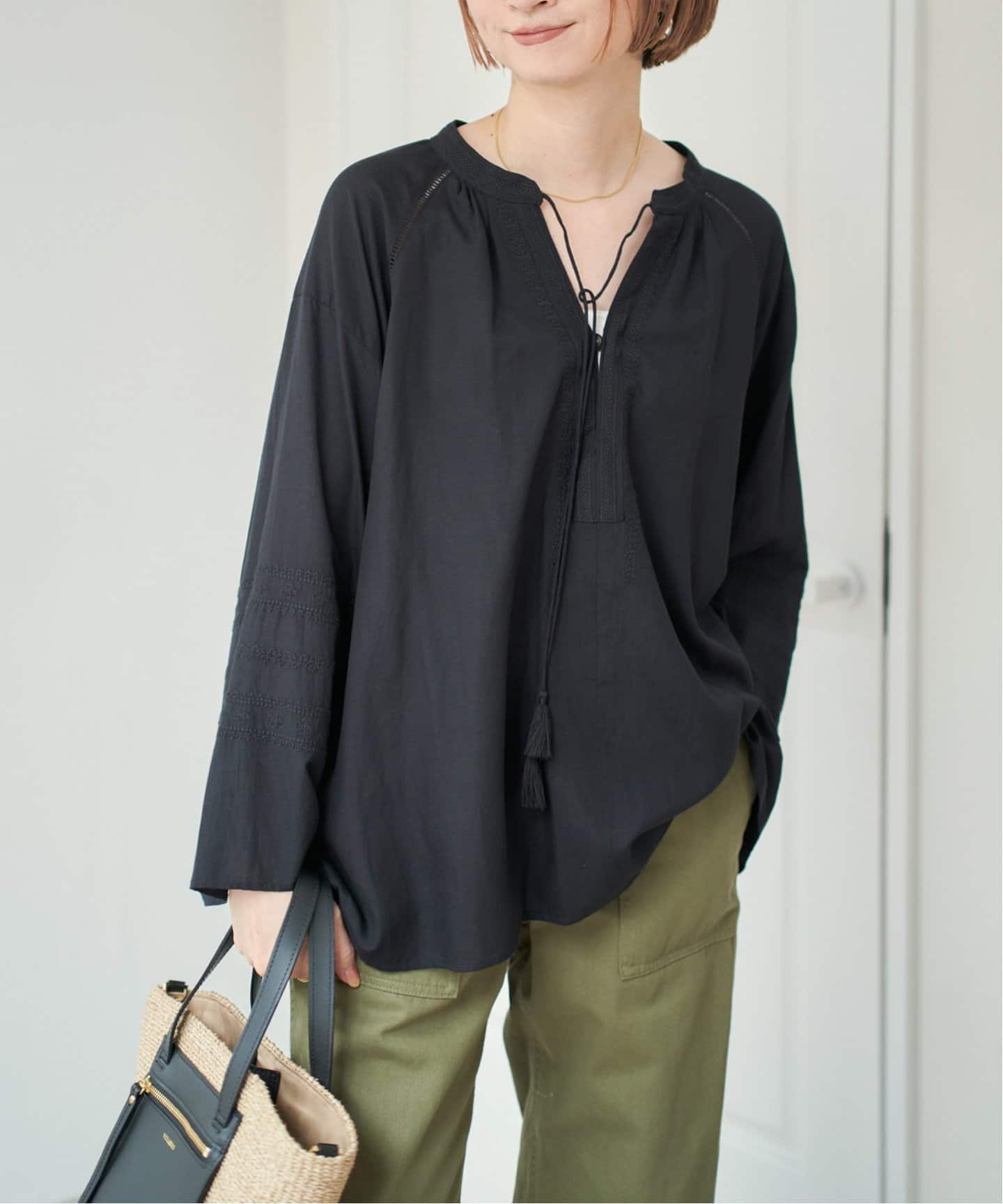 2025SS UbySPICK&SPAN 刺繍ブラウス　未使用タグ付き U by SPICK&SPAN｜《追加》刺繍ブラウス | Rakuten Fashion(楽天
