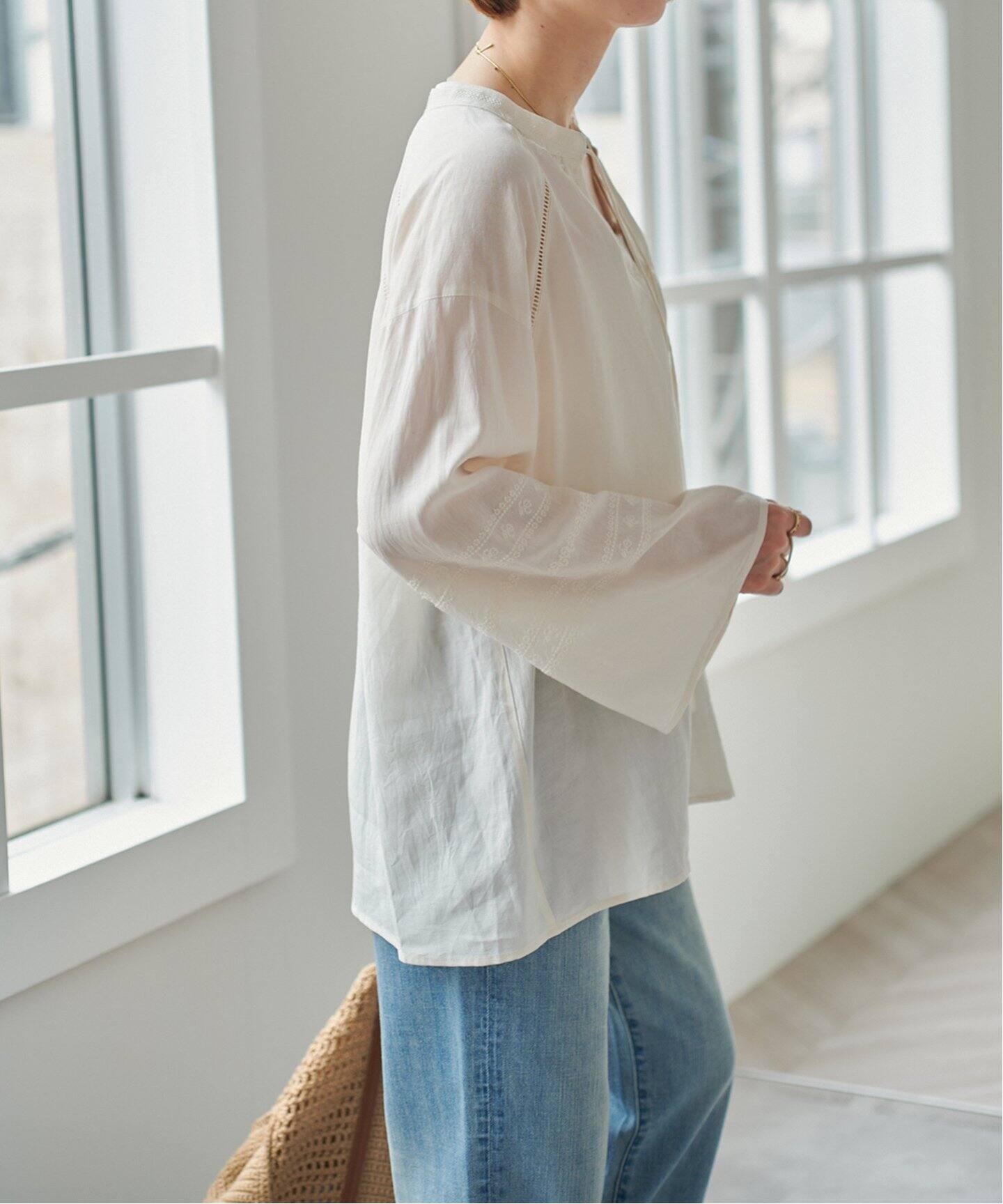 2025SS UbySPICK&SPAN 刺繍ブラウス　未使用タグ付き 2025SS UbySPICK&SPAN 刺繍ブラウス 未使用タグ付き - メルカリ