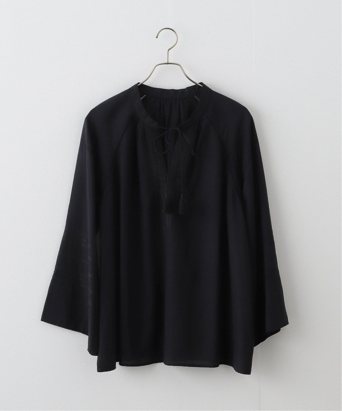 U by SPICK&SPAN 刺繍ブラウス ブラック 刺繍ブラウス（シャツ／ブラウス）｜Spick and Span（スピック