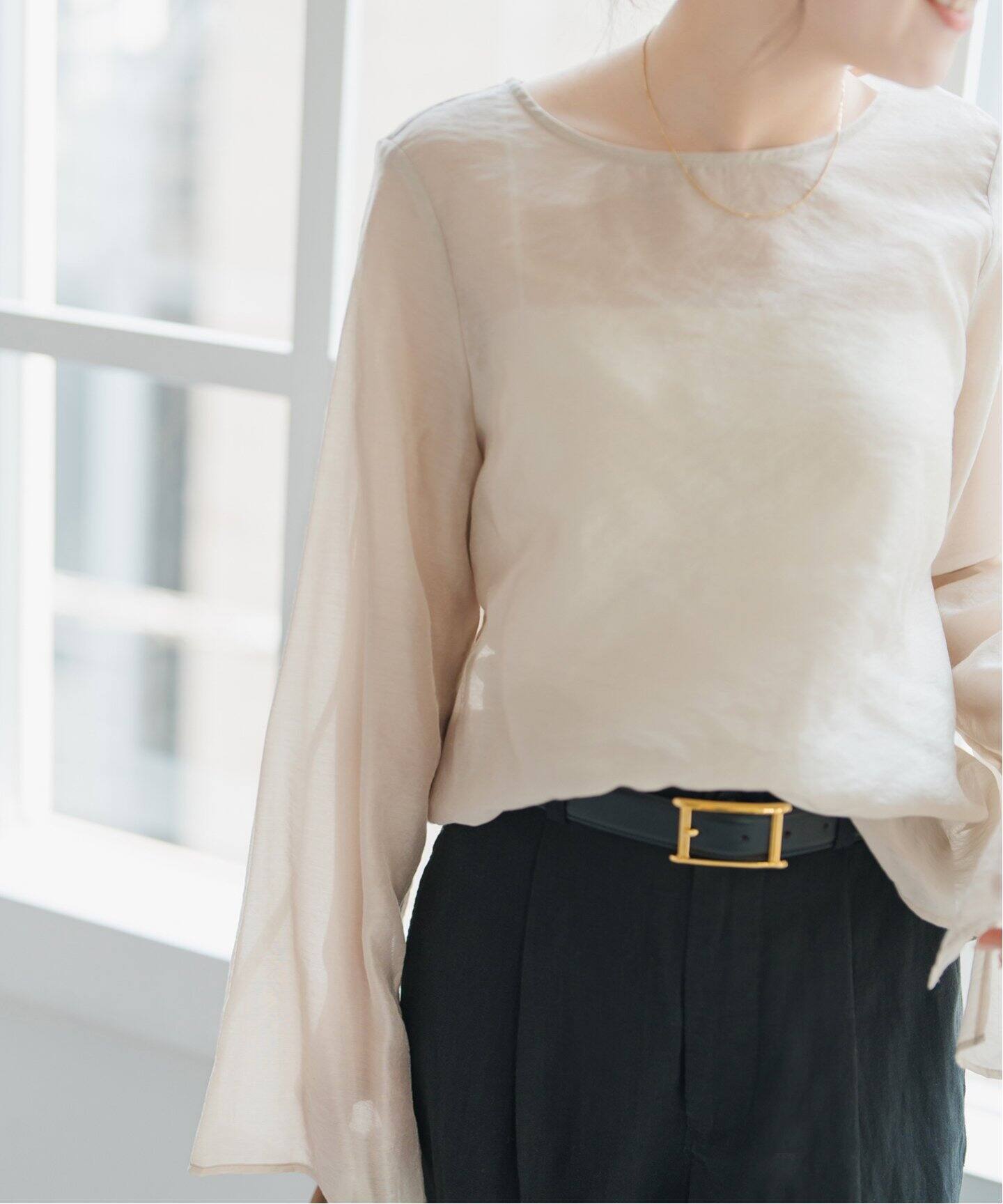 シルク混の爽やかブラウス シルクの通販｜ELLE SHOP (エル・ショップ)ブラウス・シャツ