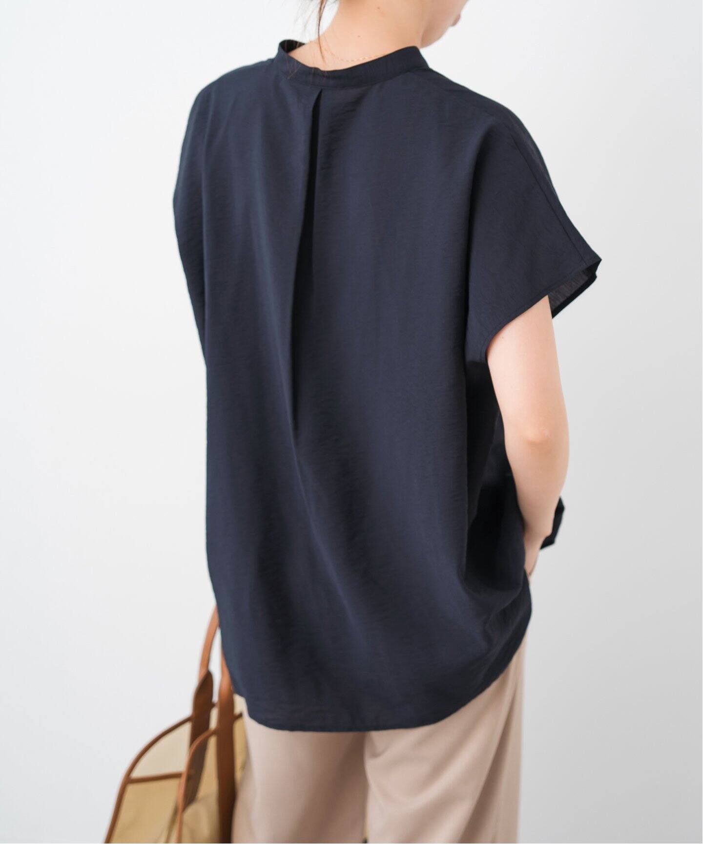 一部店舗+WEB限定》手洗い可 / スキッパーブラウス（シャツ