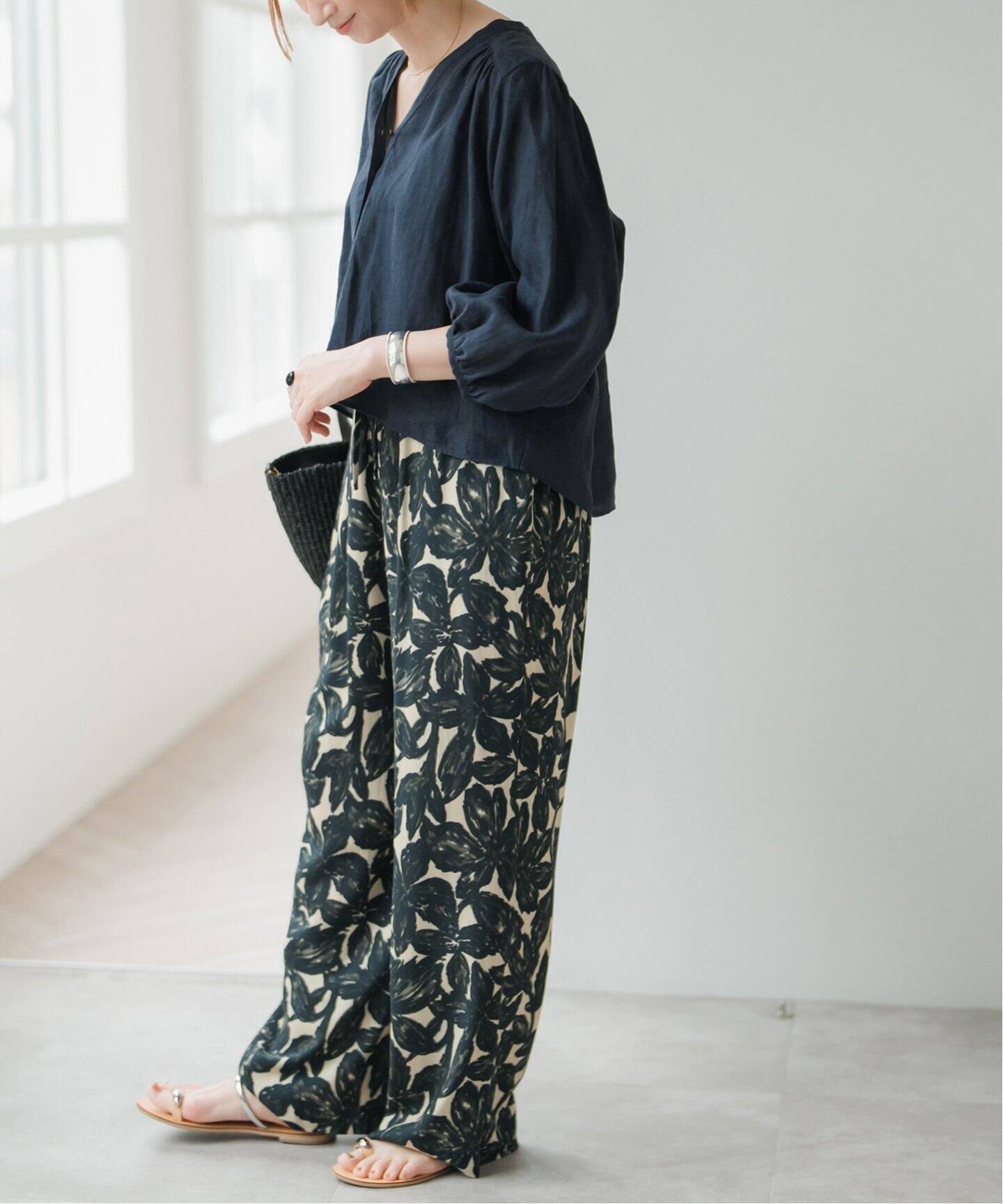タグ付　TICCA　スクエアチュニックシャツ　ブラウス　ギャザー　23SS　近年 WOMEN】TICCA スクエアスリットチュニックシャツ – AMERICAN RAG CIE