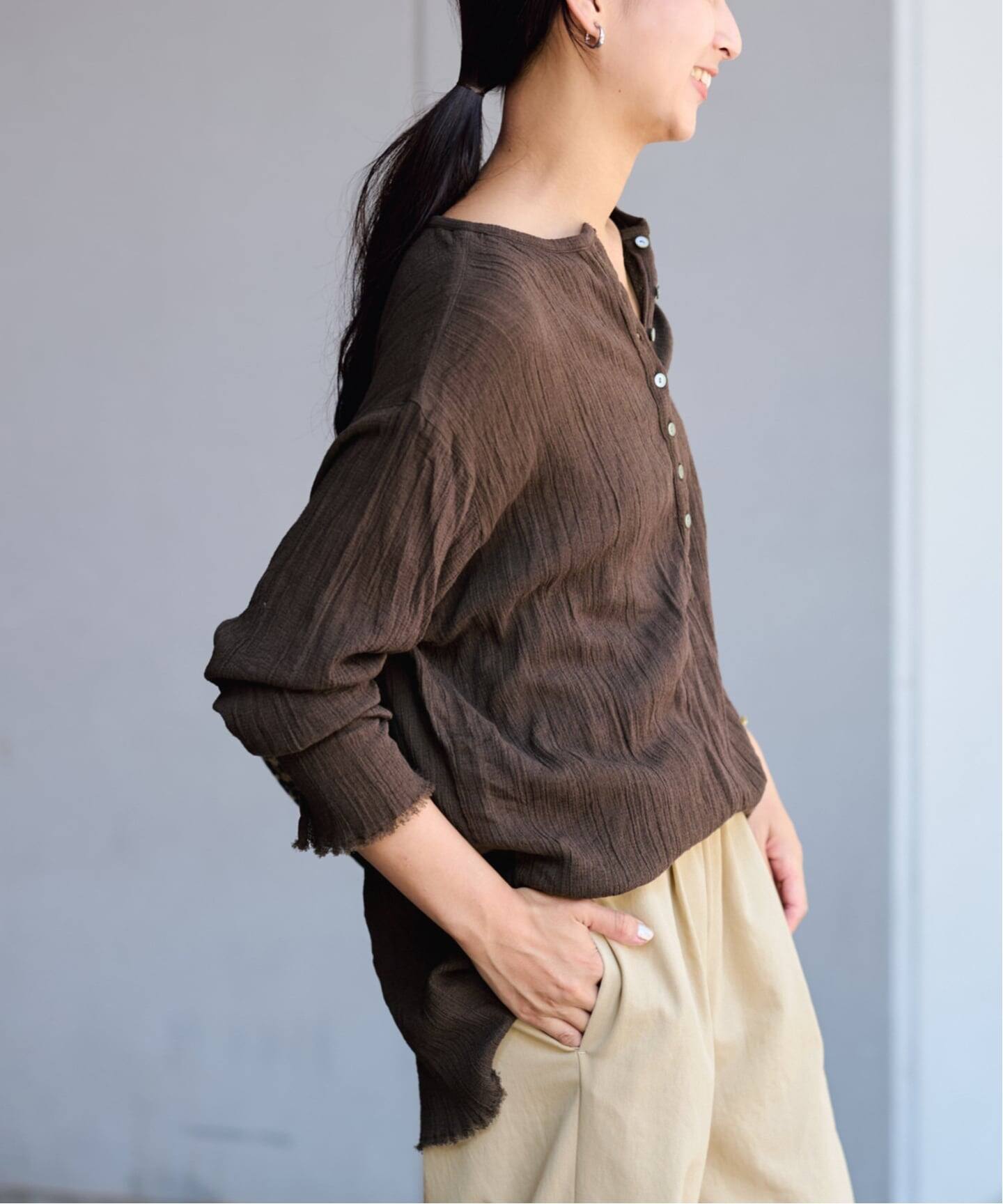 ≪追加≫楊柳ヘンリーブラウス（シャツ／ブラウス）｜FRAMeWORK