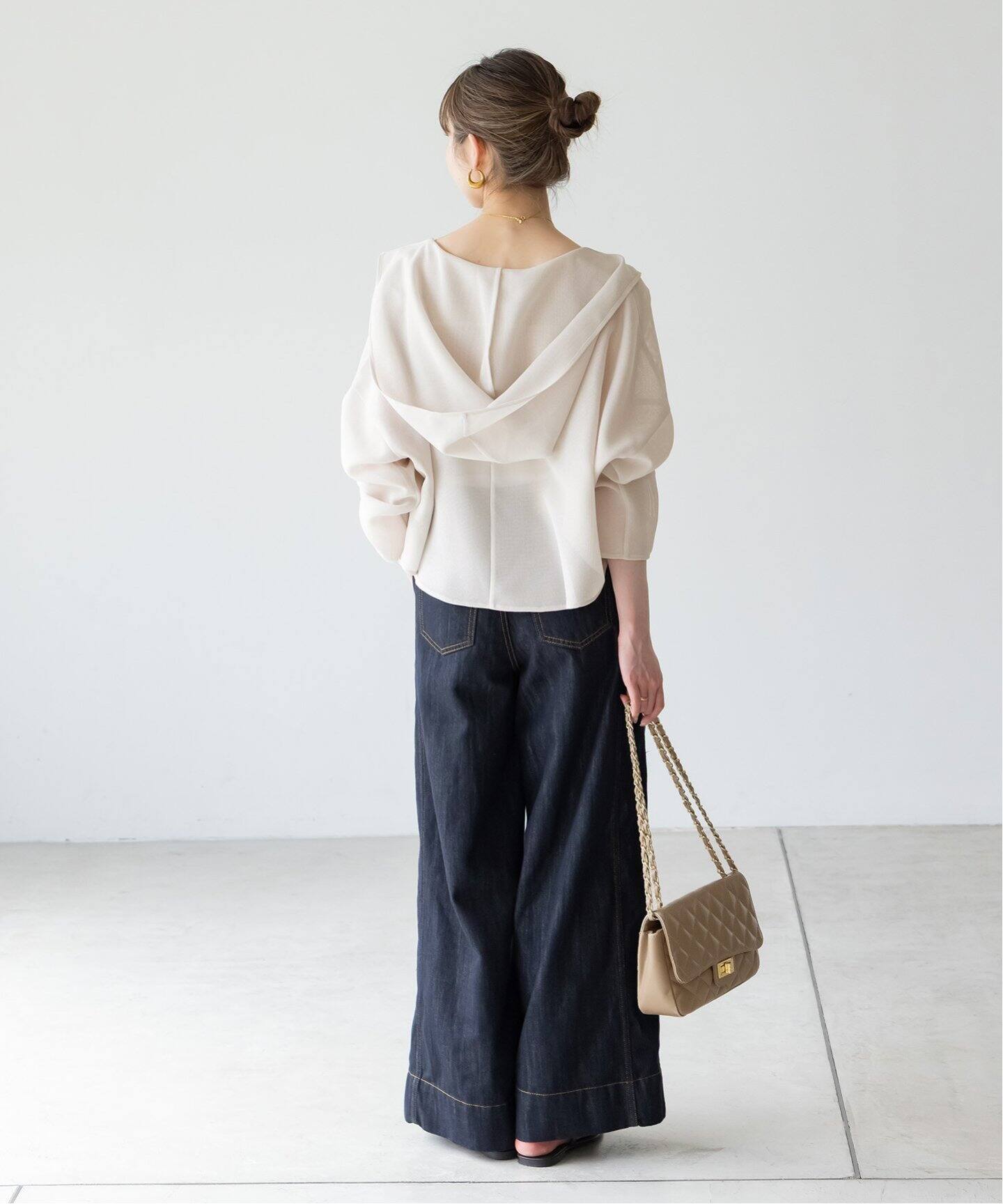 ノーブル　今季完売　ブリーズメッシュショートフードブラウス ブリーズメッシュショートフードブラウス（シャツ／ブラウス