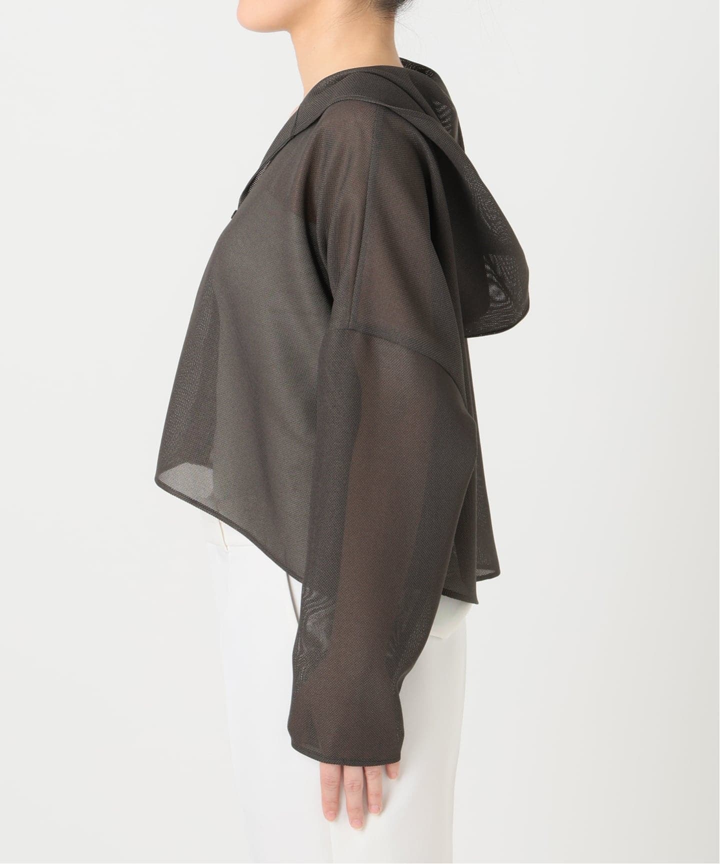 ノーブル　今季完売　ブリーズメッシュショートフードブラウス ノーブル NOBLE 《追加予約》ブリーズメッシュショートフード