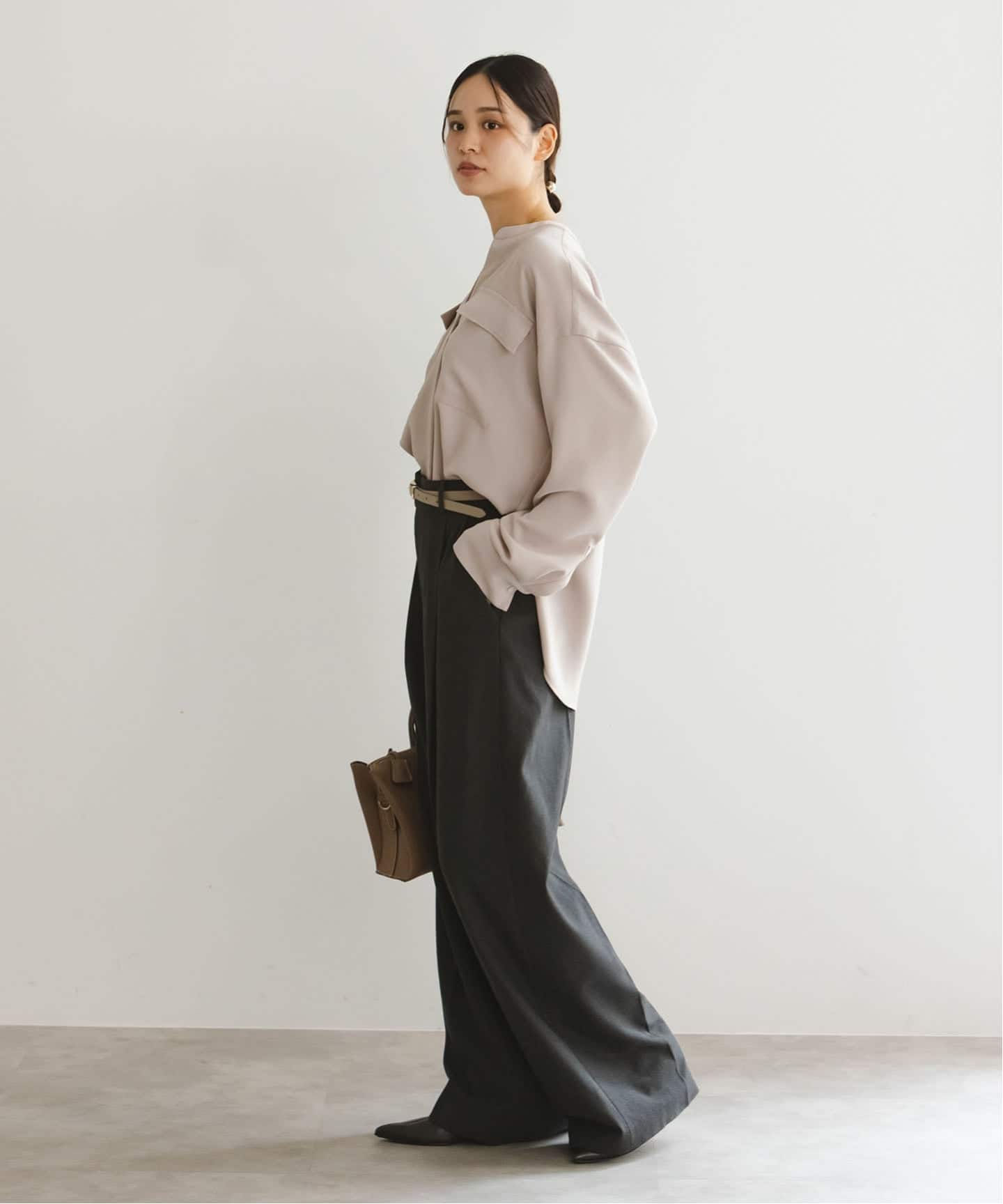 【新品タグ付き】Nobleワークディテールドレープシャツ ベージュ WEB限定追加》ワークディテールドレープシャツ 5（シャツ