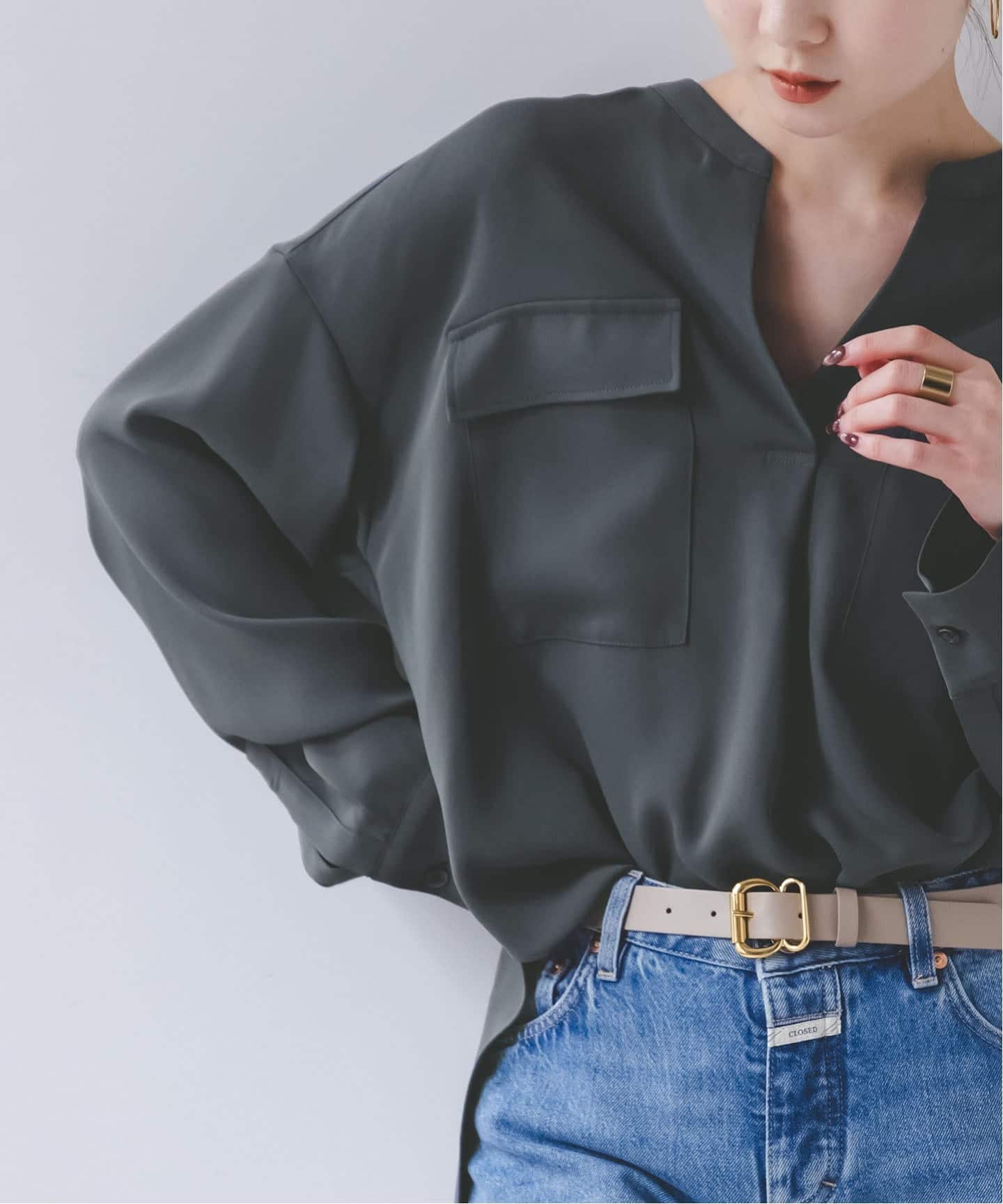 追加予約・WEB限定カラー》ワークディテールドレープシャツ（シャツ