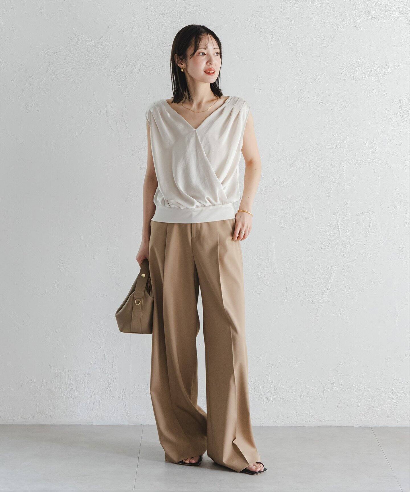 追加》【洗える】ミューズサテンギャザーボリュームブラウス（シャツ