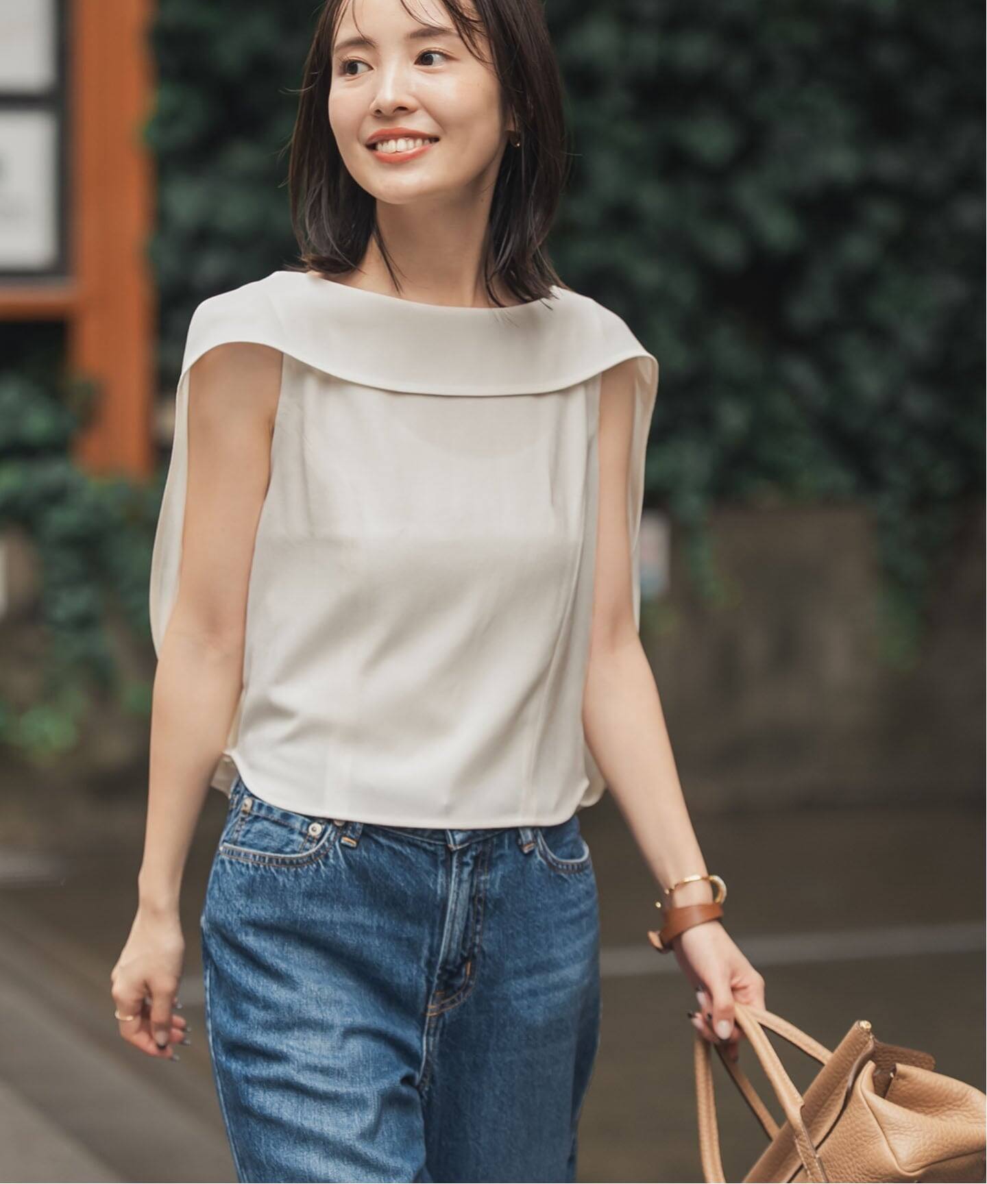 WEB限定追加》【洗える】バルーンケープブラウス（シャツ