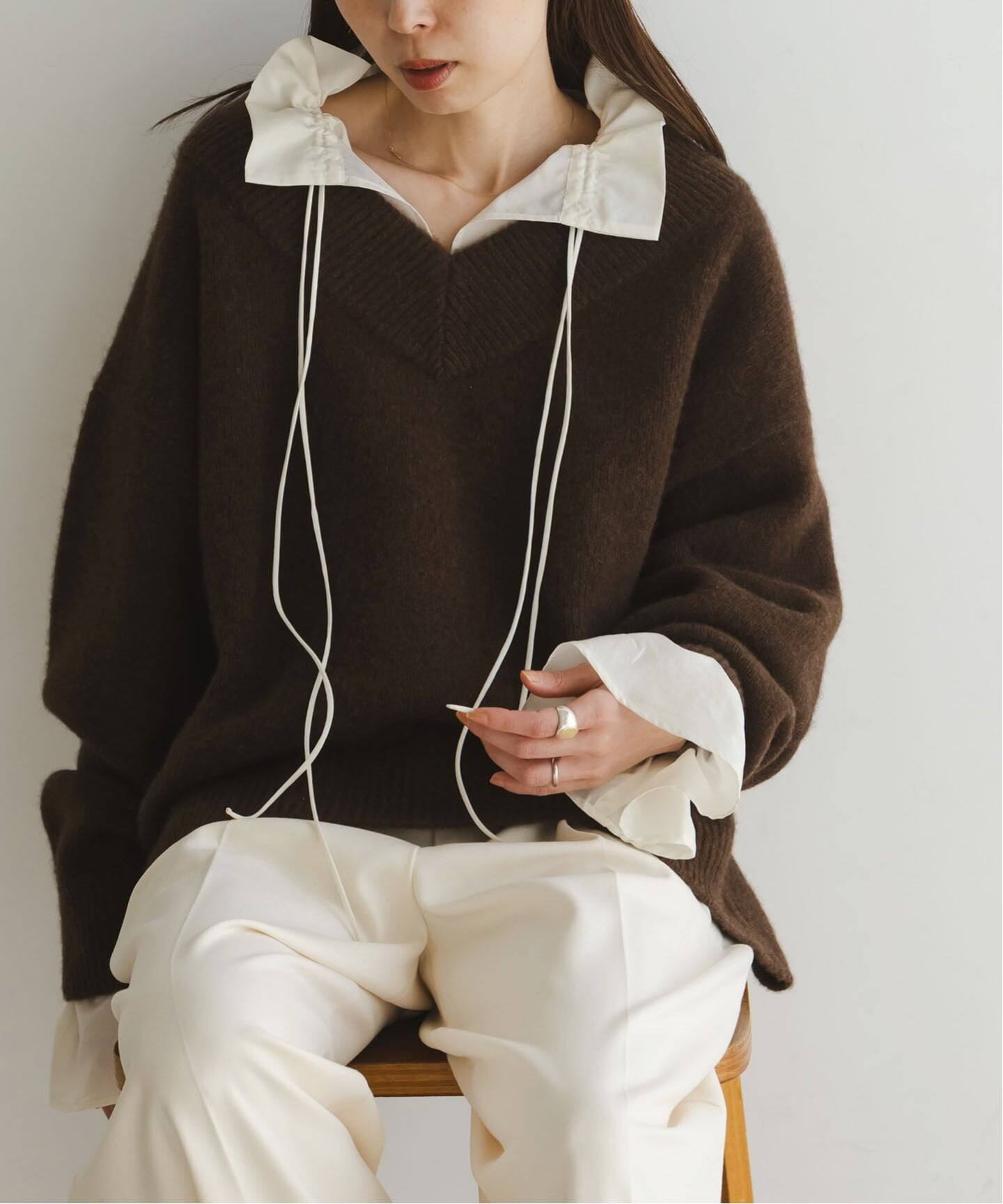 25年♡極美品✨ノーブル 2wayストリングスラッフルロングスリーブブラウス 白 2WAYストリングスラッフルロングスリーブブラウス（シャツ／ブラウス