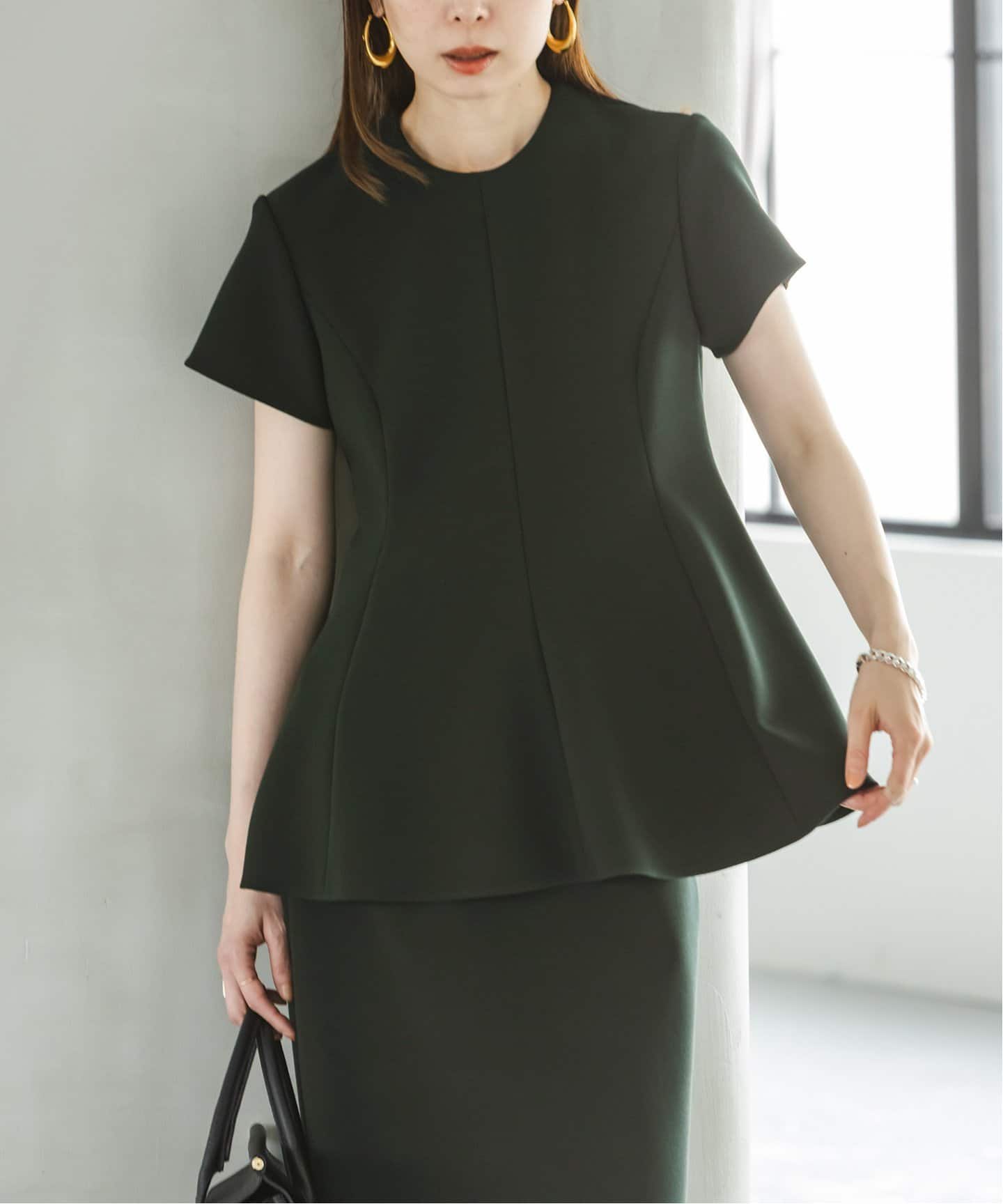 コンフォートジャージーライクペプラムブラウス（シャツ／ブラウス