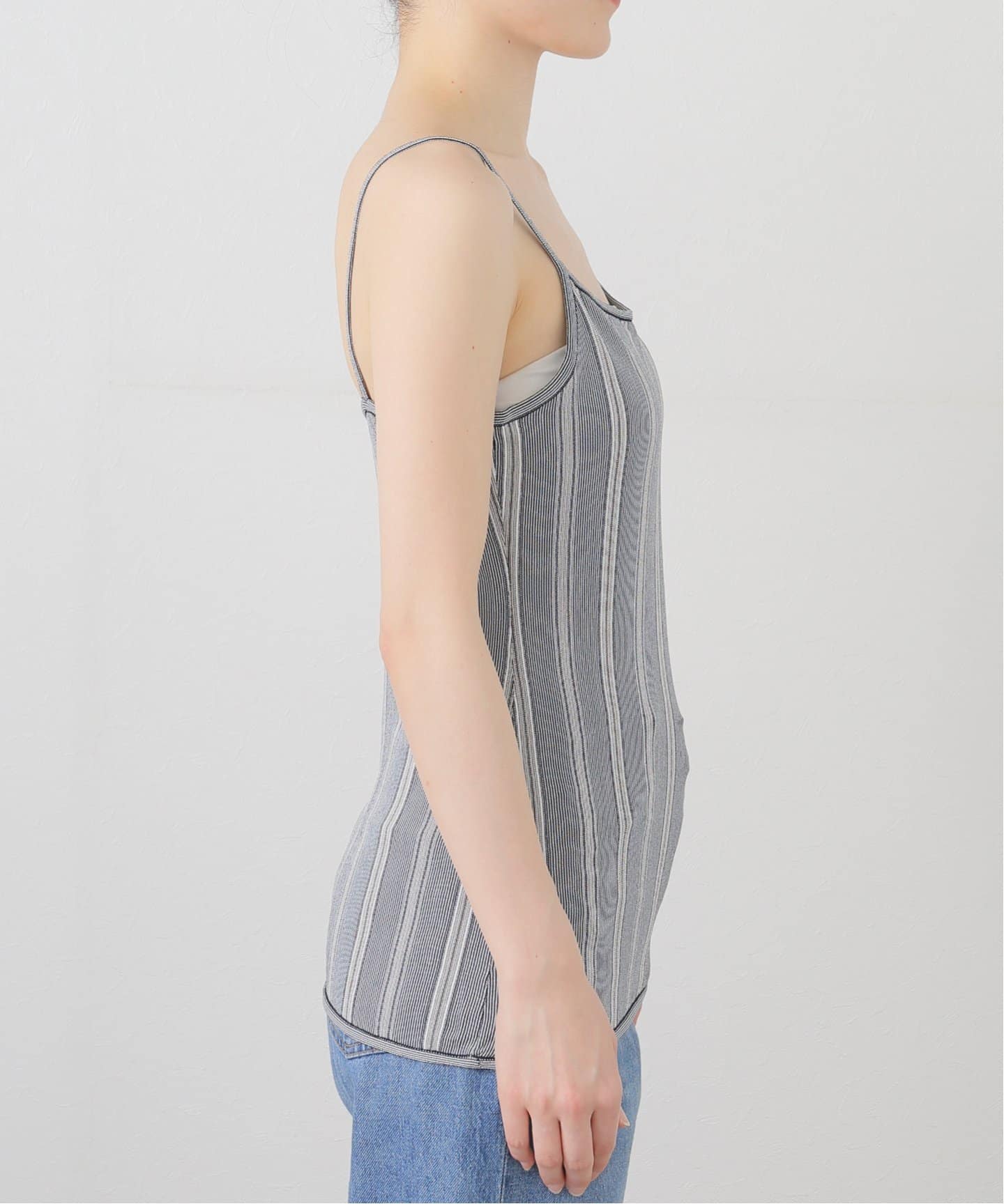 トップス LOW CLASSIC オフショルダー ホワイト（白）系 LOW CLASSIC(ロウ クラシック