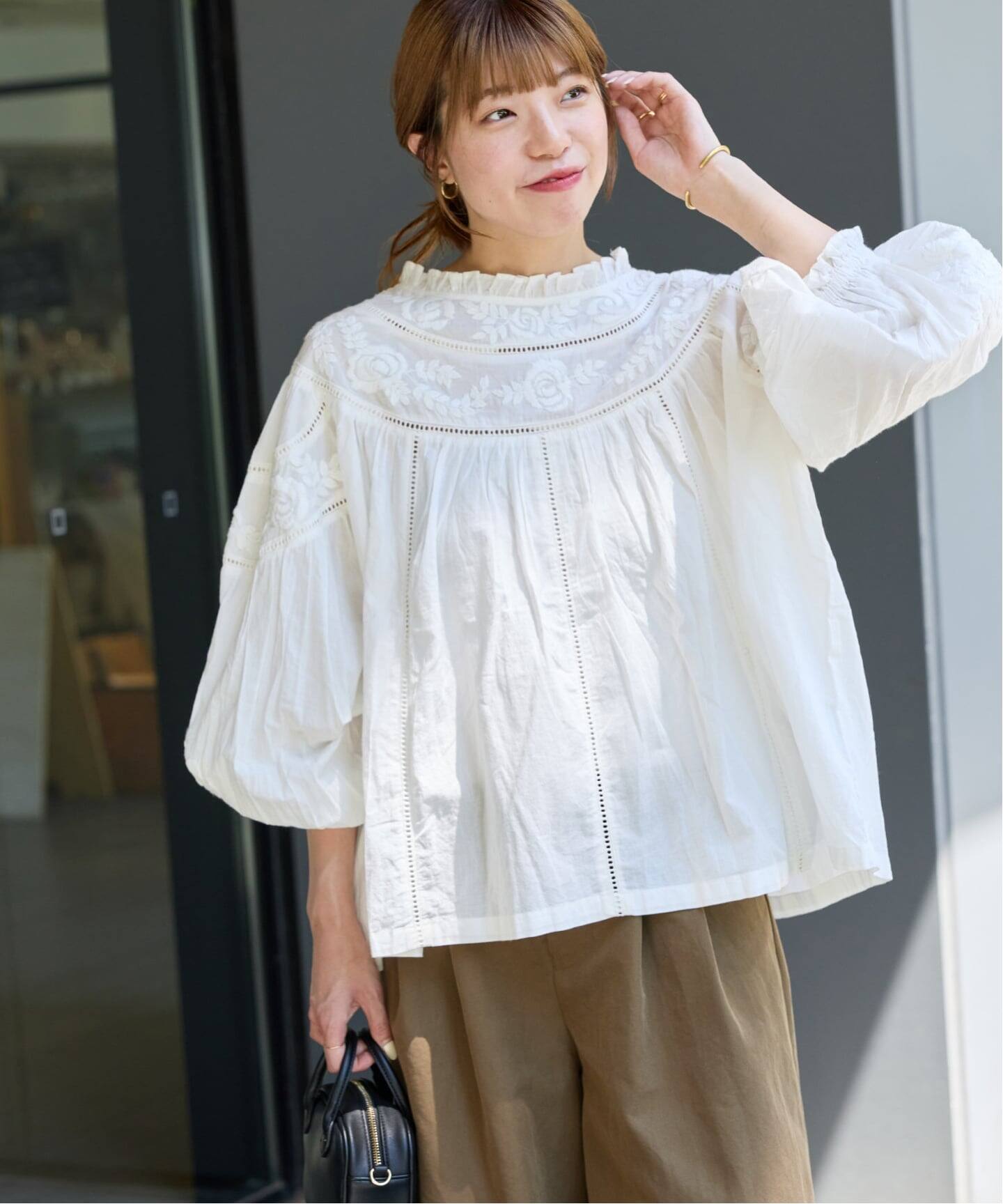 relume フラワーエンブロイダリーシャツ　未使用　今期完売 journal standard relume フラワーエンブロイダリーブラウス