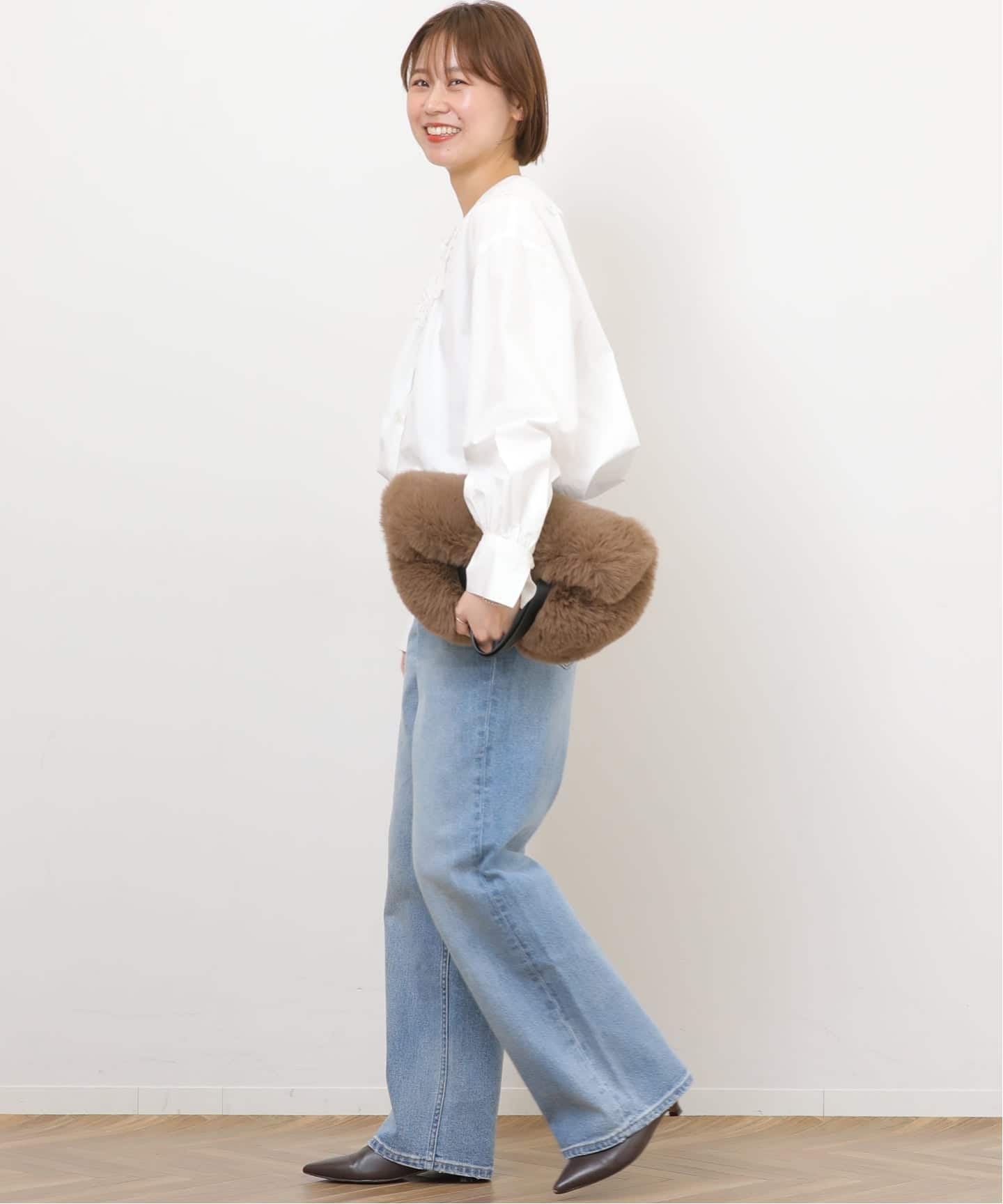 コットンビッグカラー付きギャザーブラウス（シャツ／ブラウス